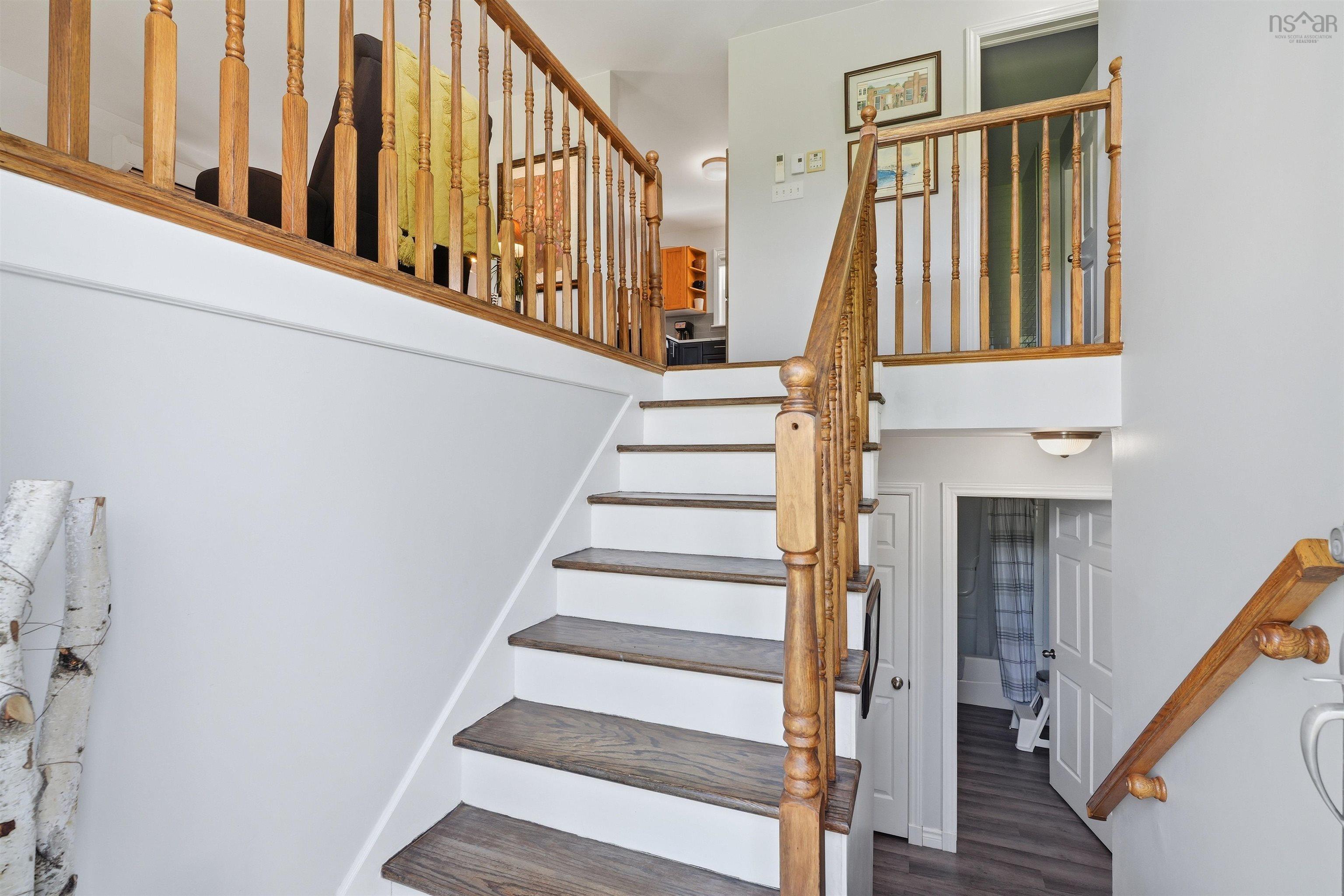 $499,900.00: 360 Highland Avenue, Windsor