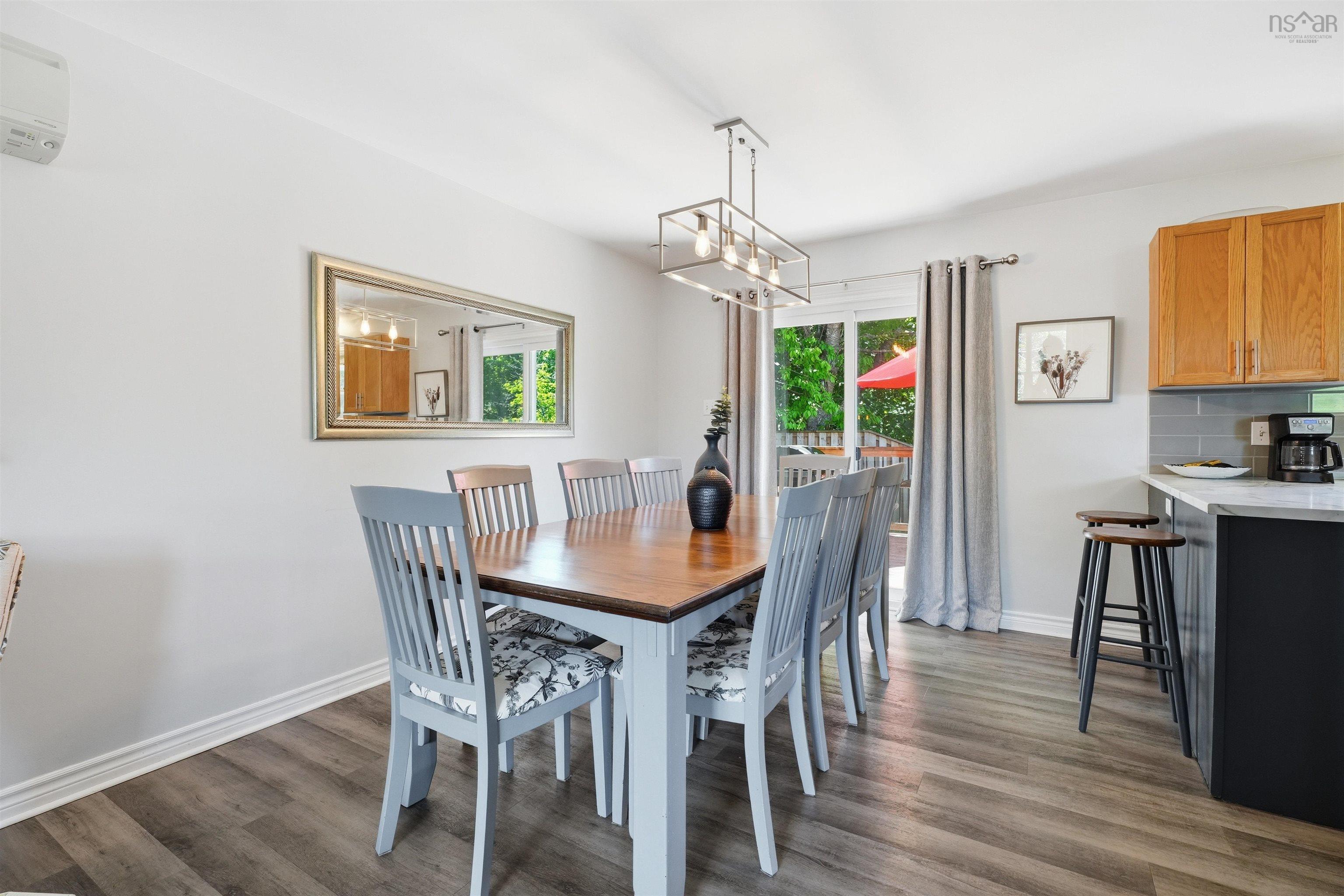 $499,900.00: 360 Highland Avenue, Windsor