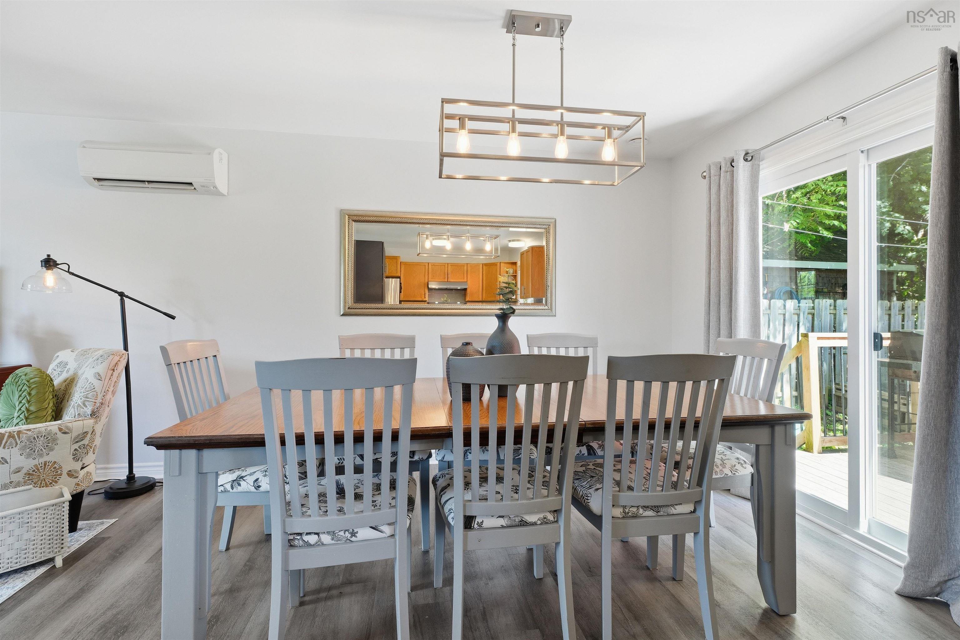 $499,900.00: 360 Highland Avenue, Windsor