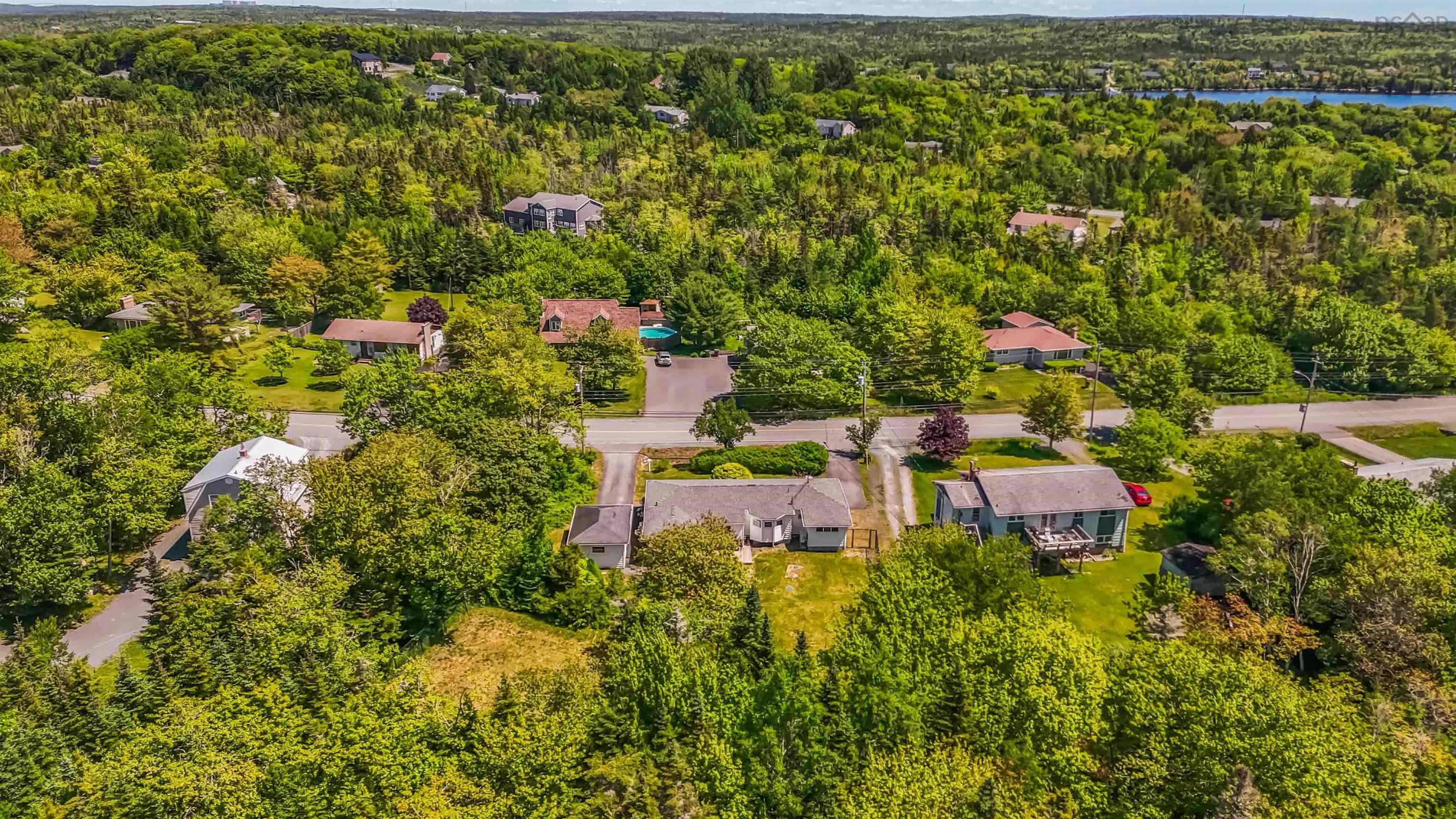 $399,900.00: 319 Brookside Road, Brookside