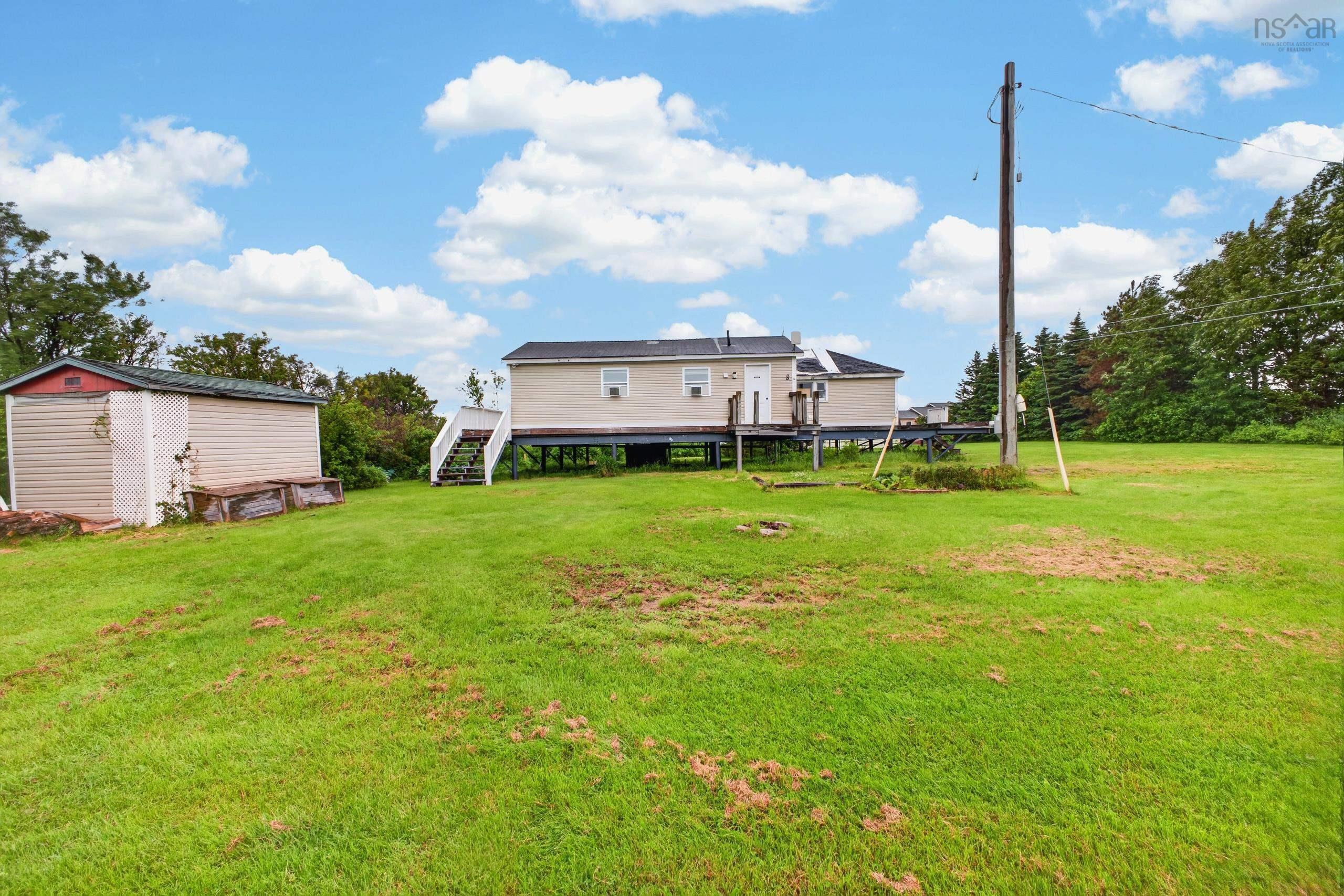 $289,900.00: 15 Memory Lane, Caribou Island
