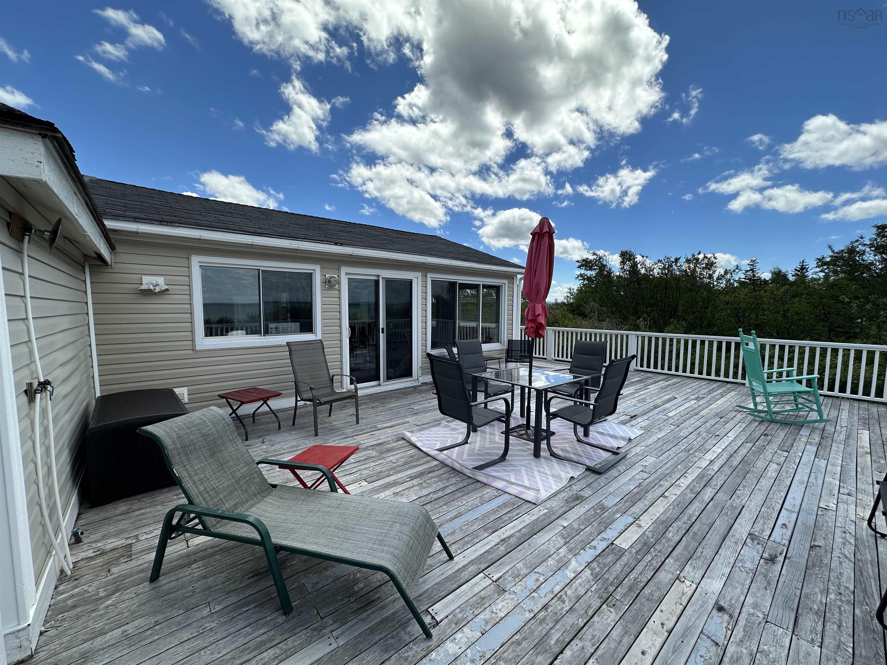 $289,900.00: 15 Memory Lane, Caribou Island