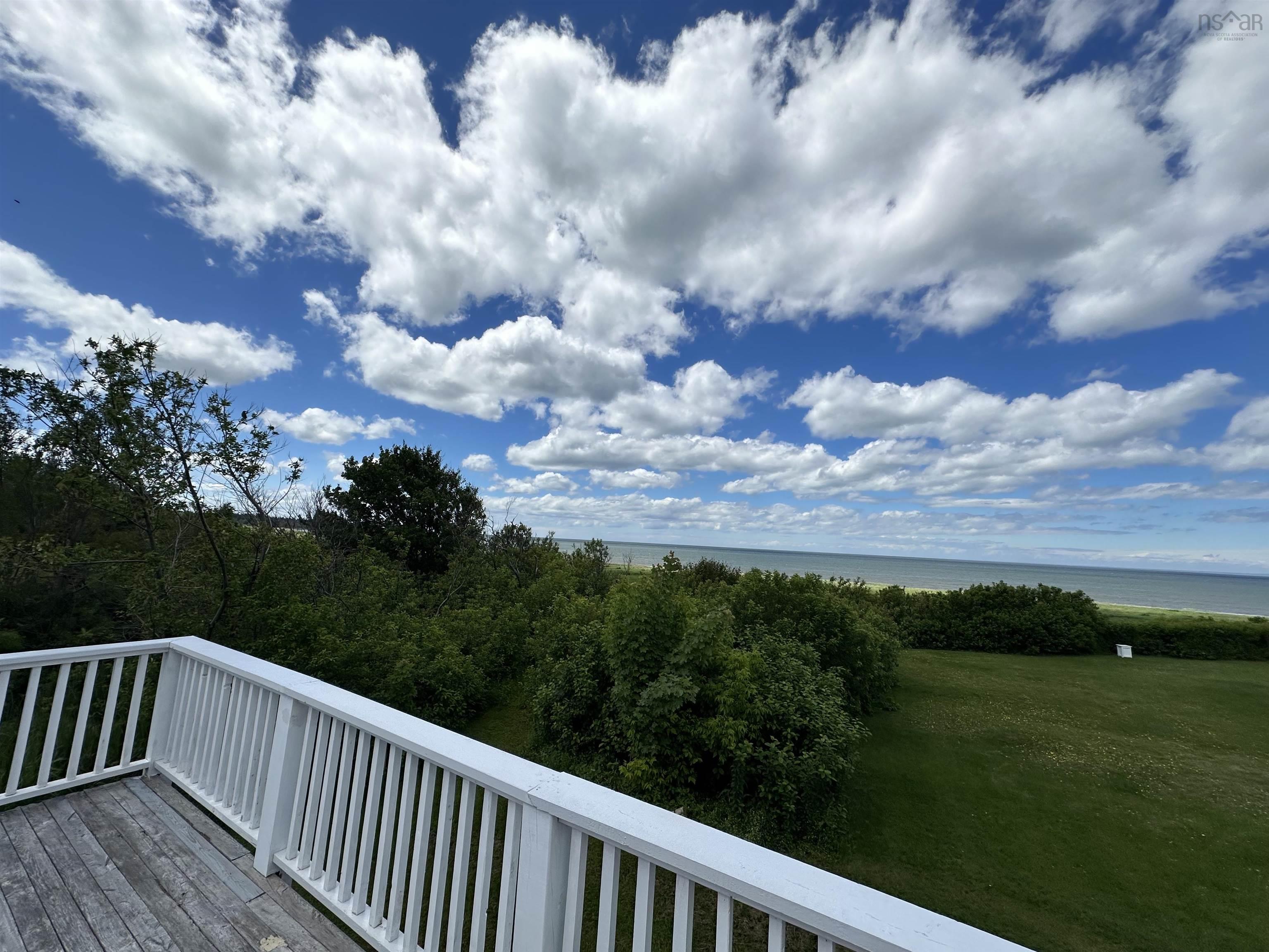 $289,900.00: 15 Memory Lane, Caribou Island