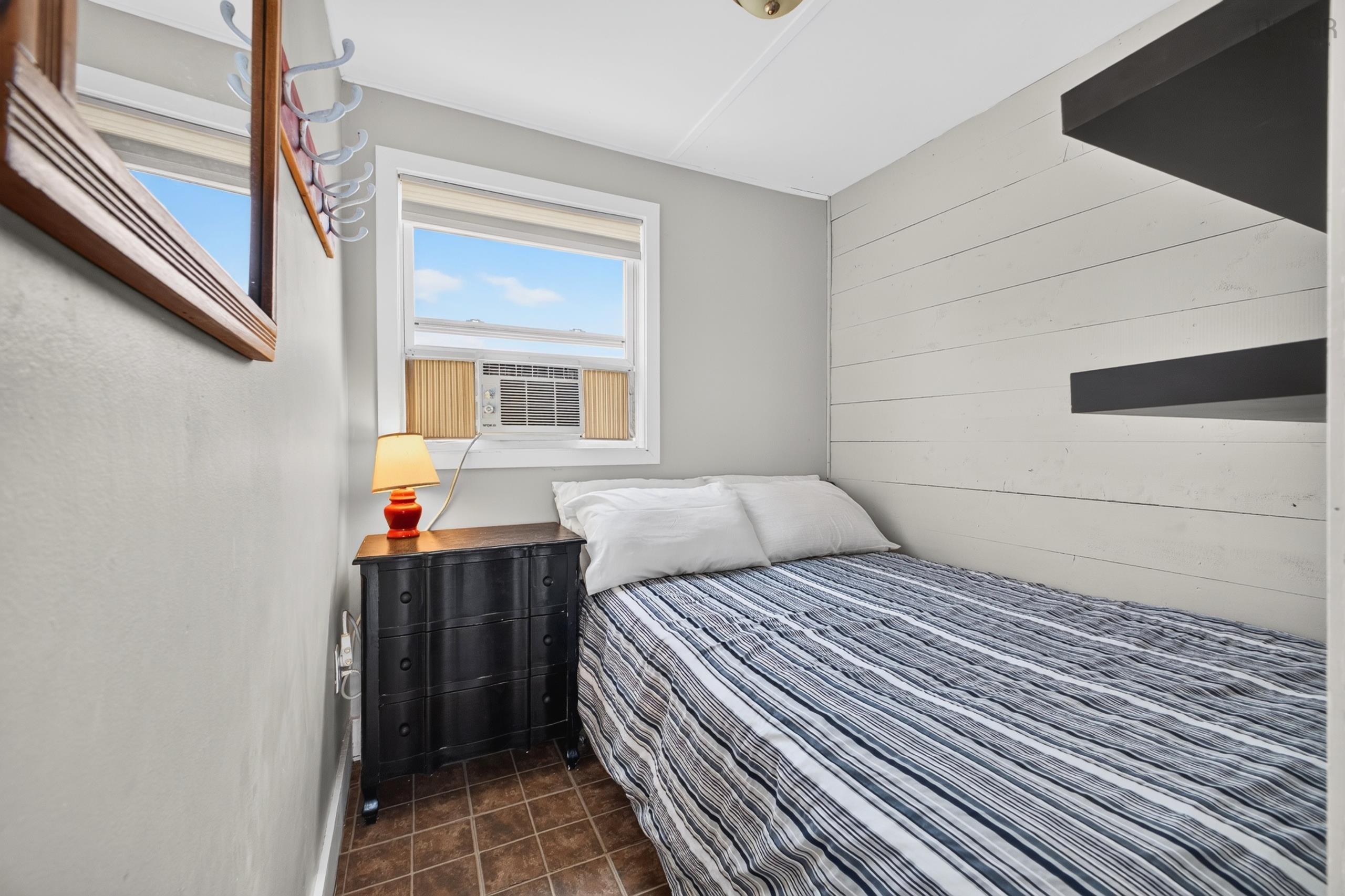 $289,900.00: 15 Memory Lane, Caribou Island