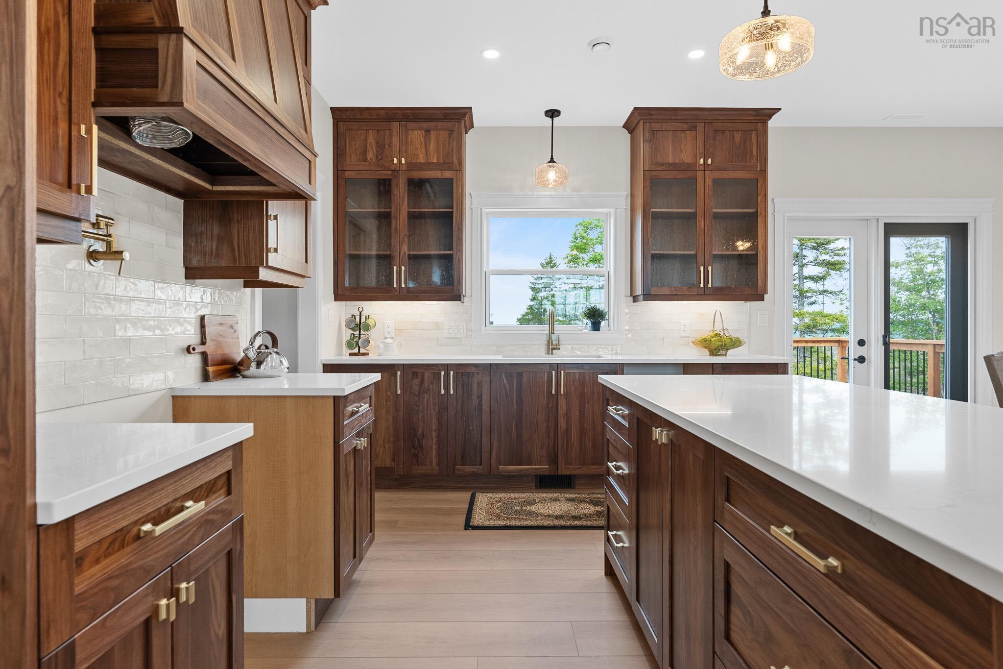 $1,199,000.00: 1097 Fleetwood Drive, Fall River