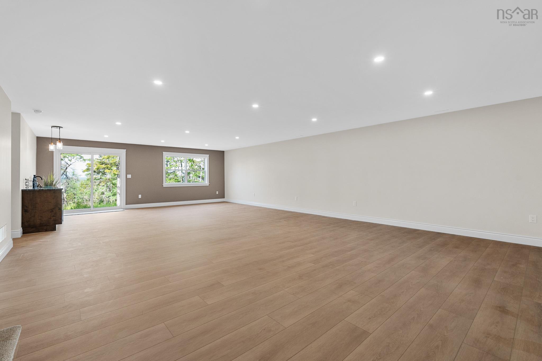 $1,199,000.00: 1097 Fleetwood Drive, Fall River