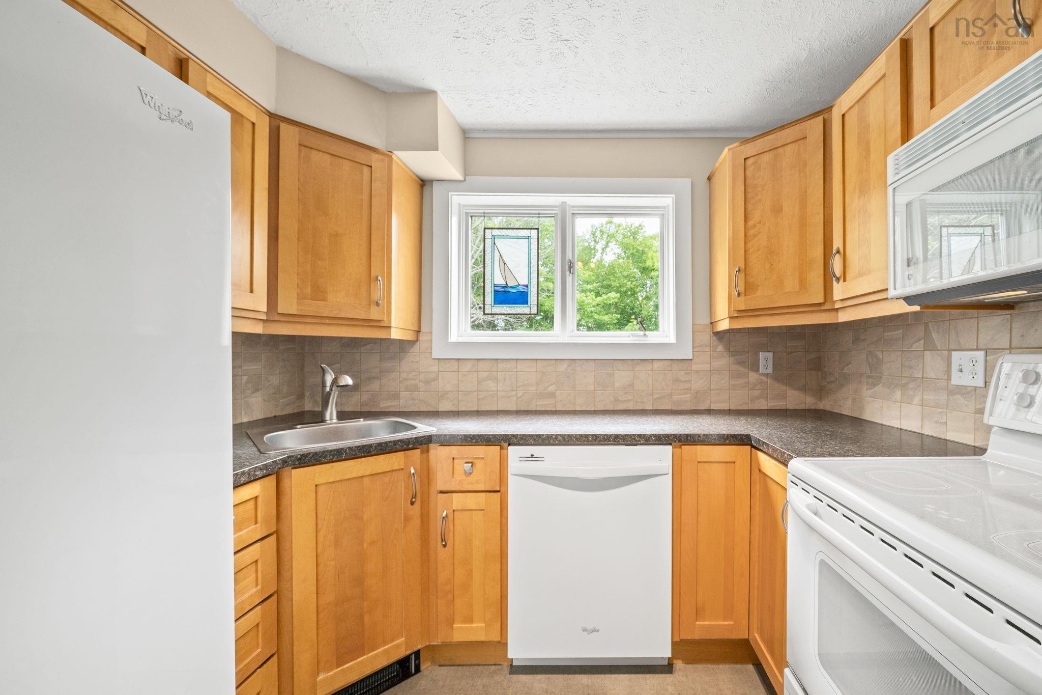 $639,900.00: 15 Idlewylde Road, Halifax