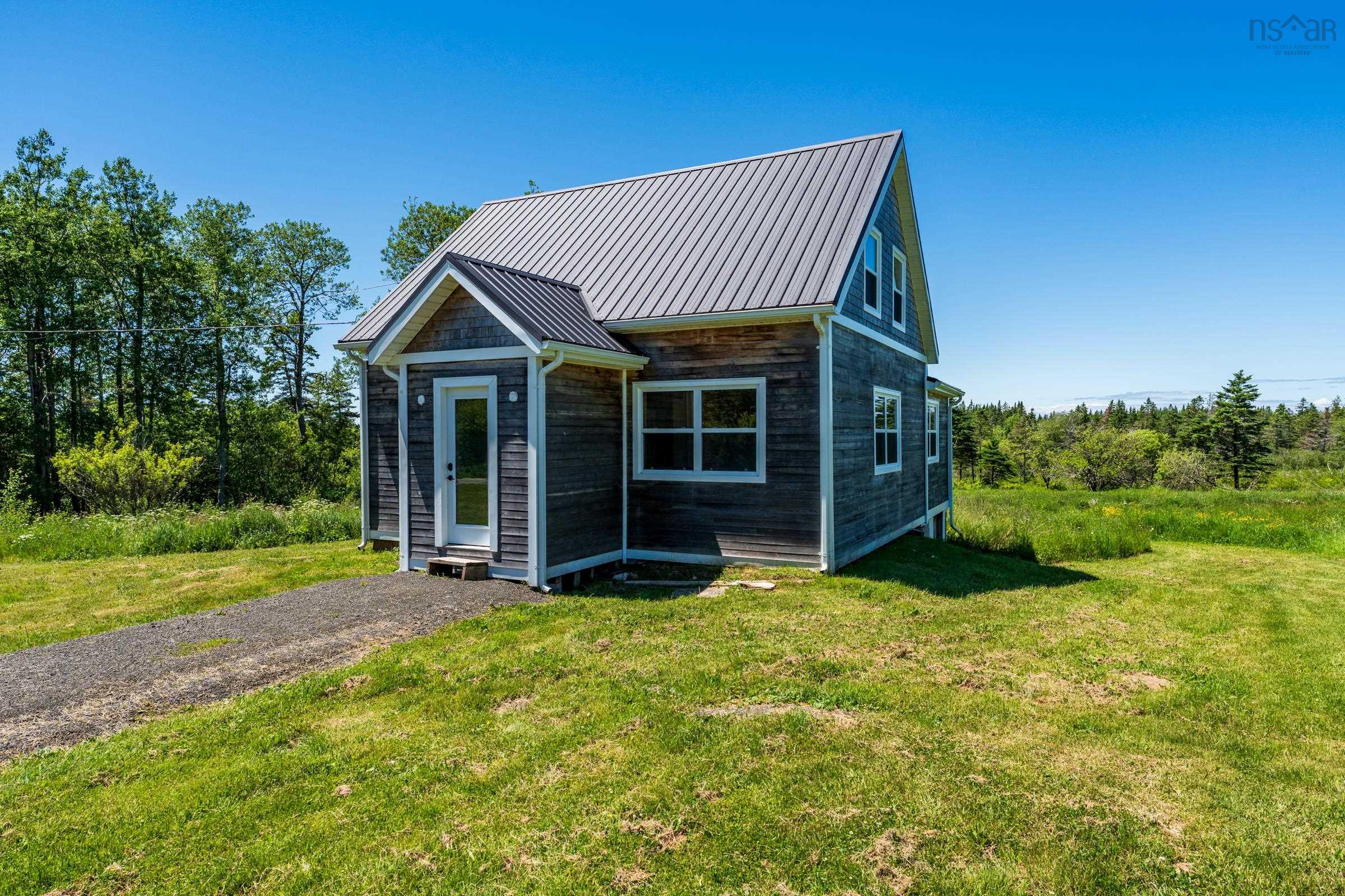$289,000.00: 9323 Highway 217, Waterford