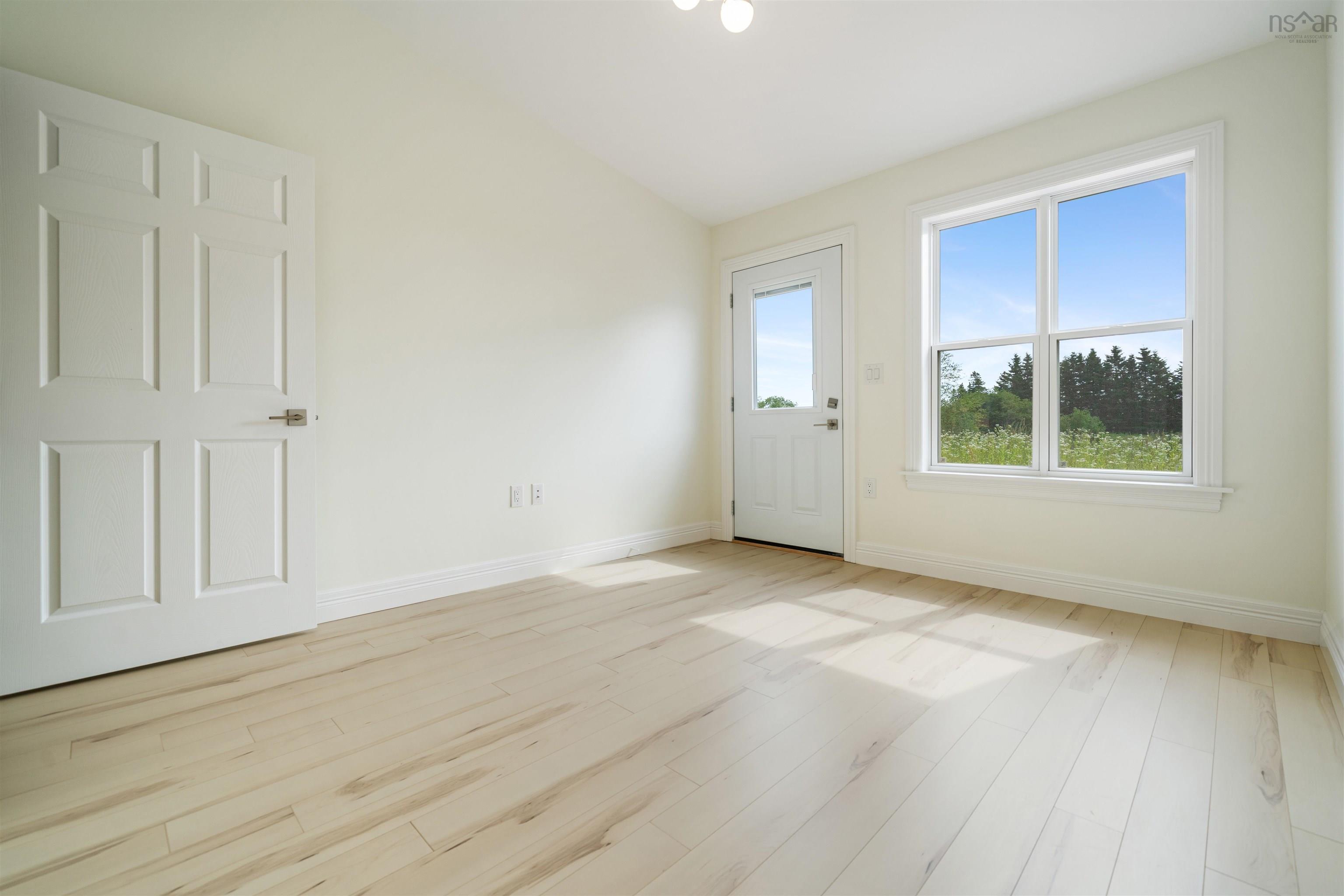 $349,900.00: 24 SUMMER HILL Place, Upper Onslow