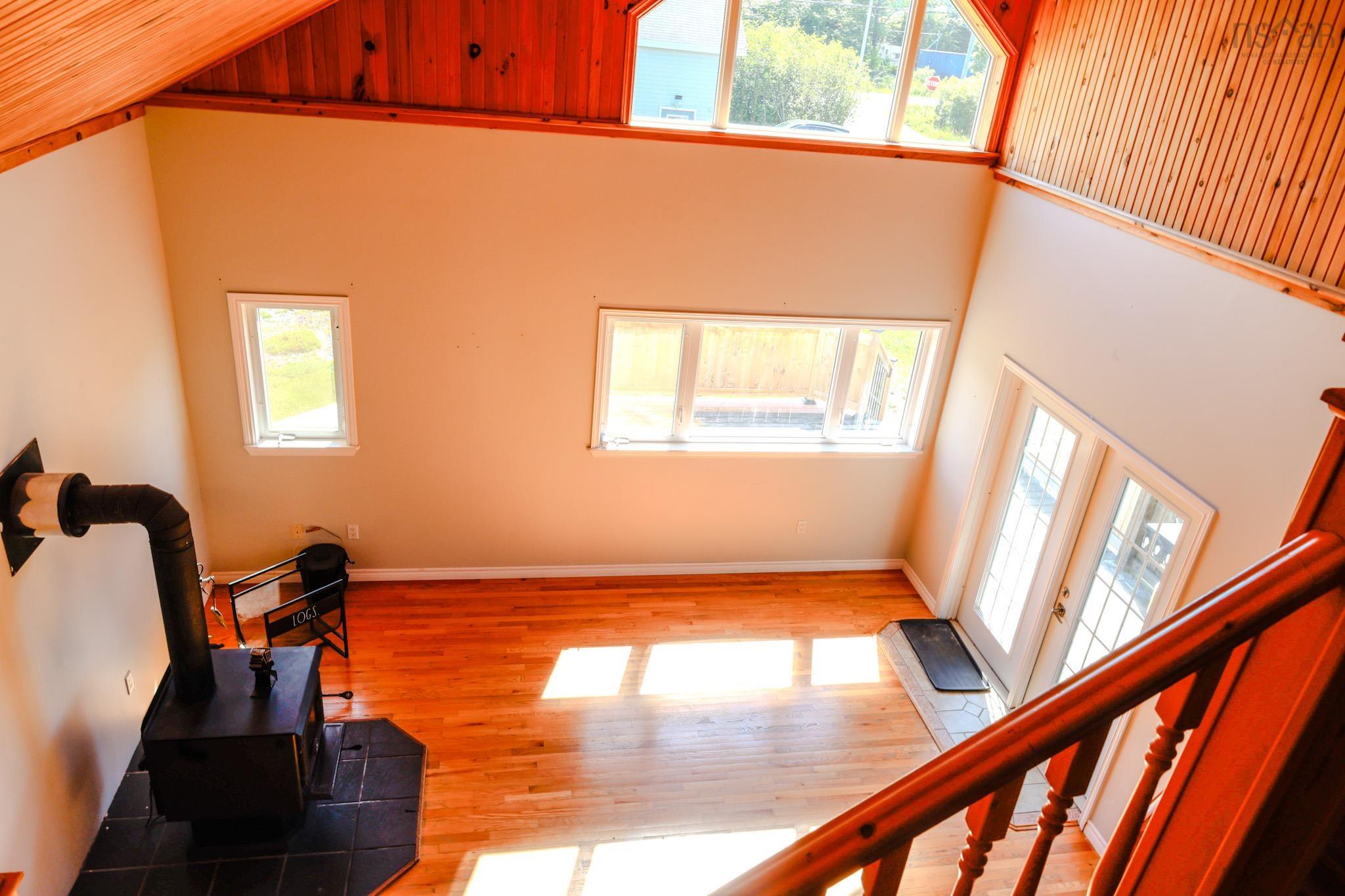 $310,000.00: 12 Clam Point Road, Clam Point