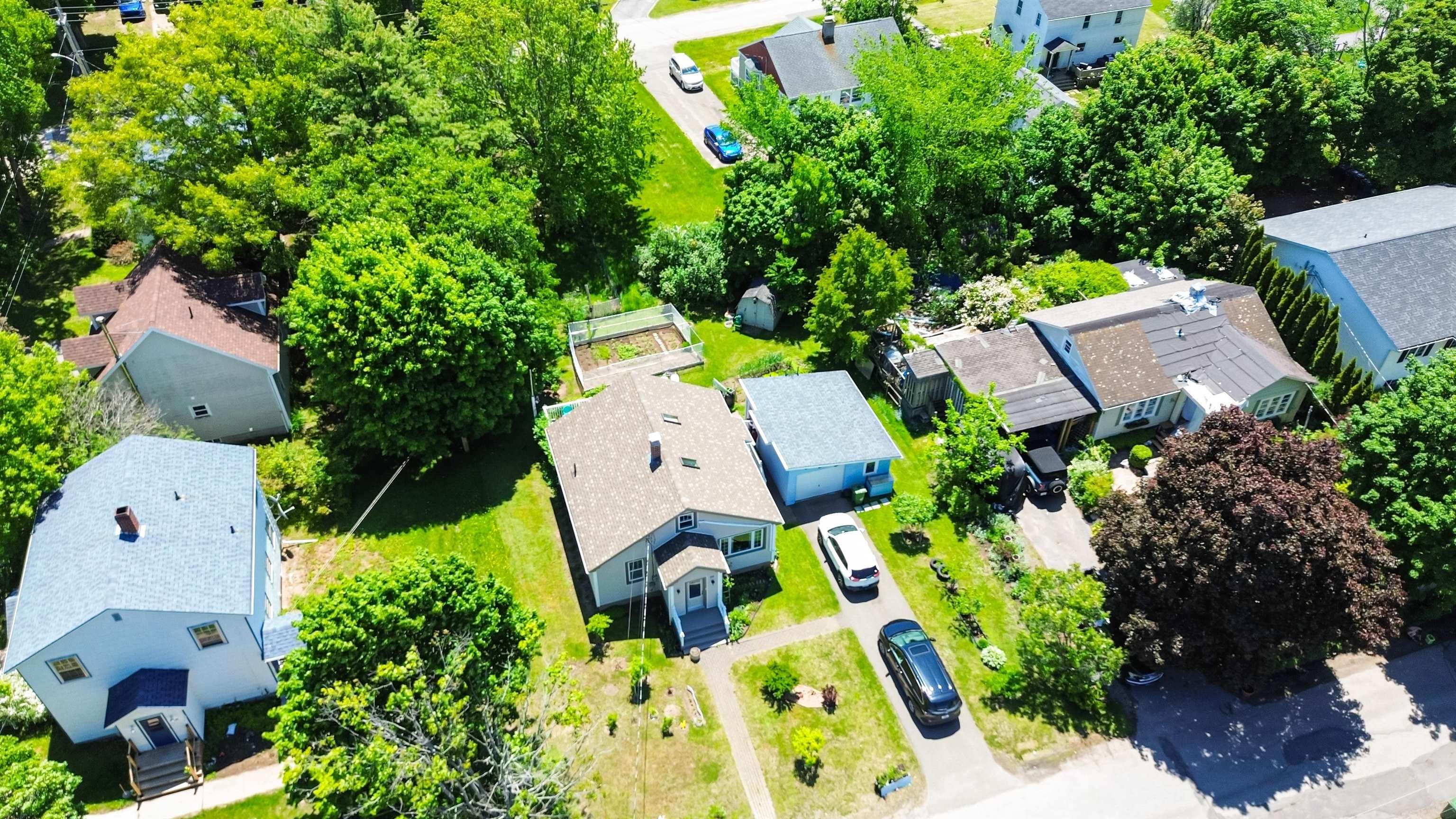 $375,000.00: 26 Spring Garden Rd Middleton, NS, Middleton