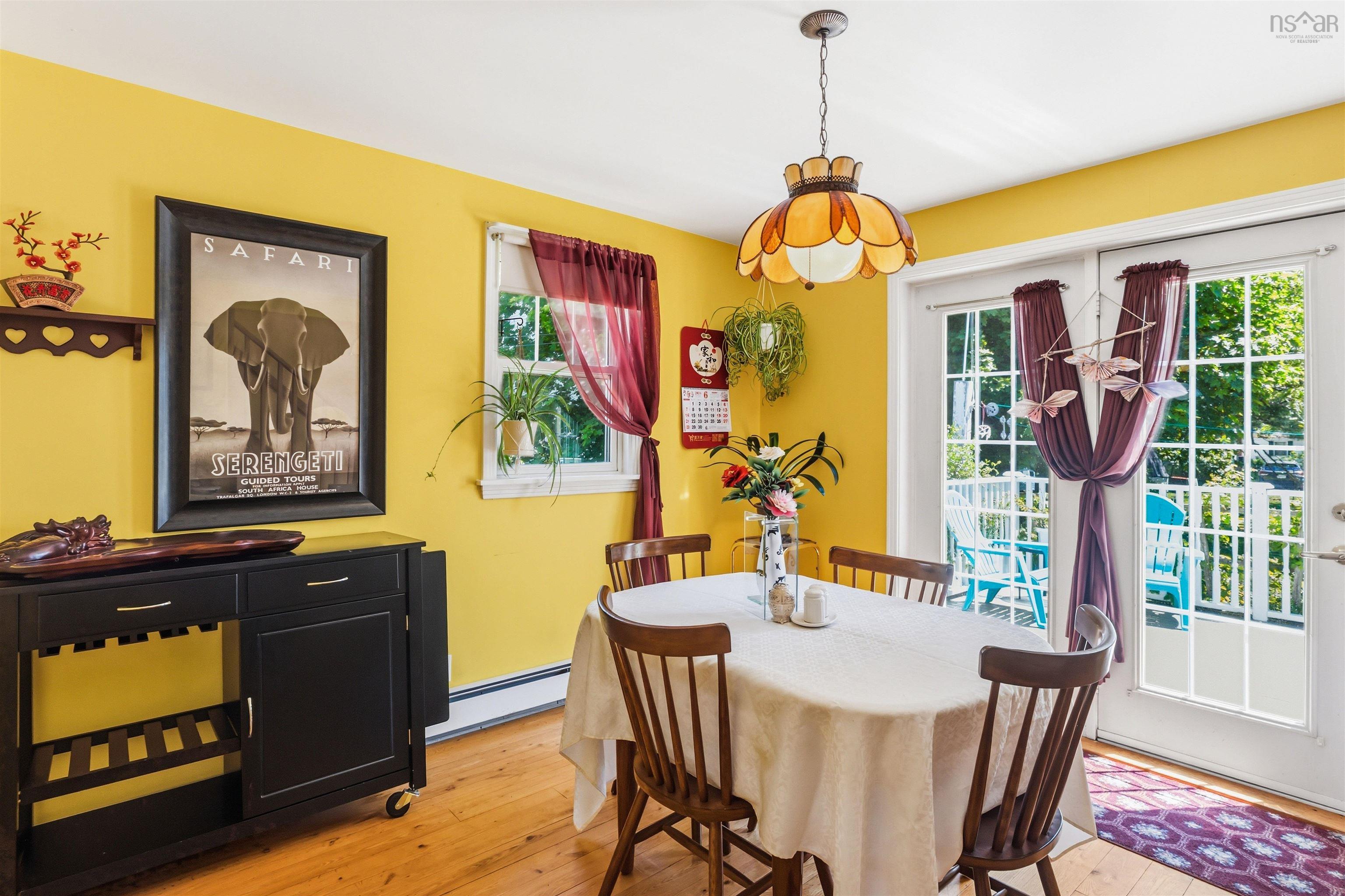 $375,000.00: 26 Spring Garden Rd Middleton, NS, Middleton