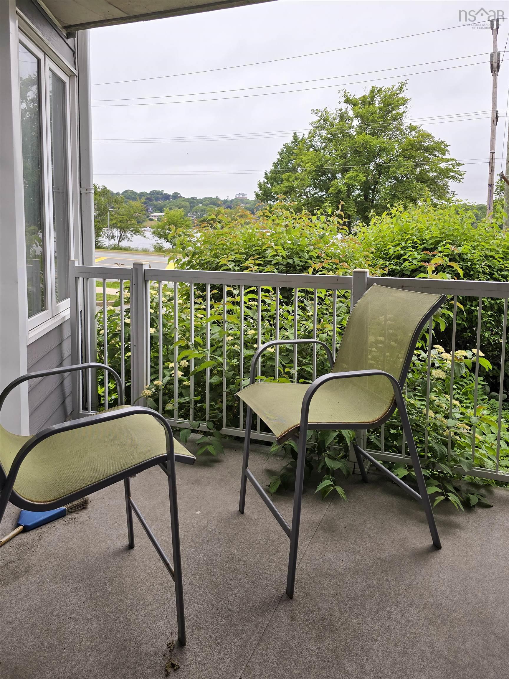 $397,500.00: 111 275 Prince Arthur Street, Dartmouth