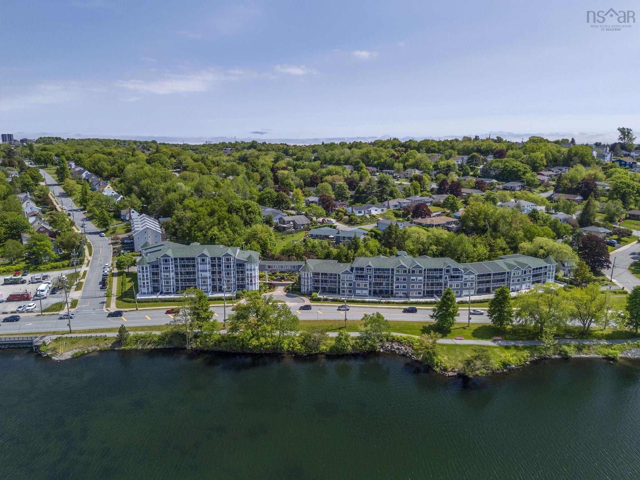 $397,500.00: 111 275 Prince Arthur Street, Dartmouth