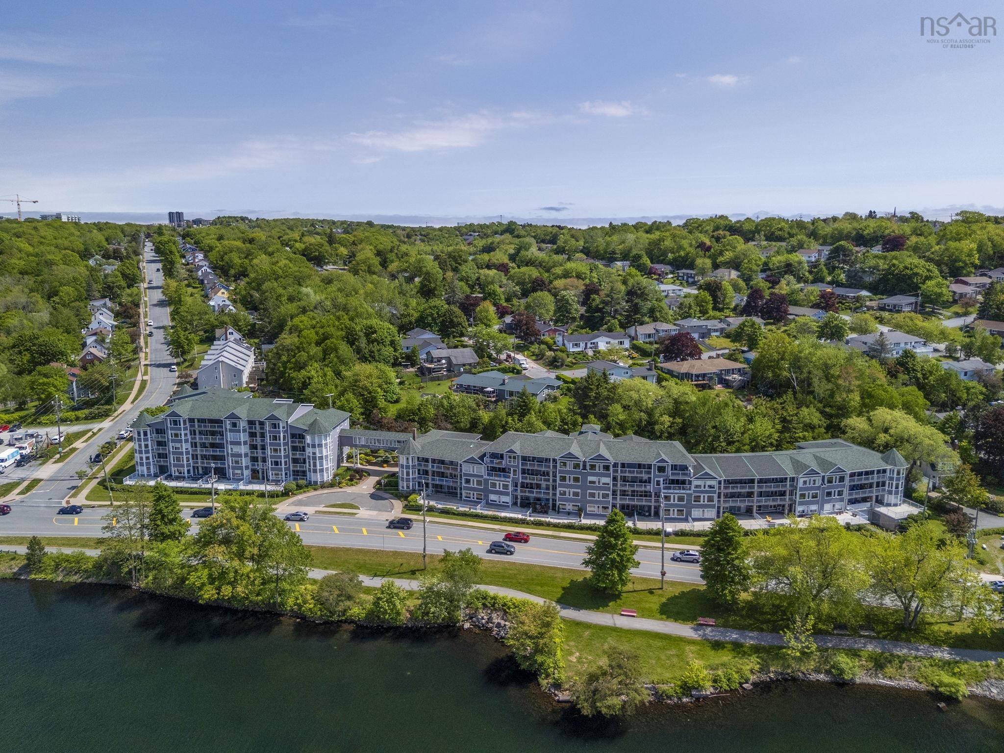 $397,500.00: 111 275 Prince Arthur Street, Dartmouth