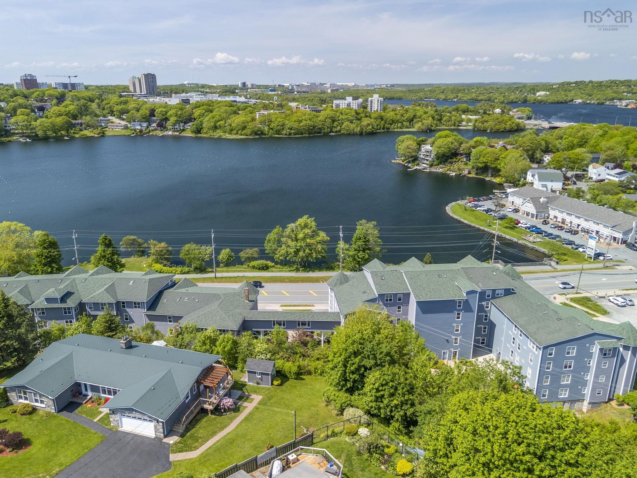 $397,500.00: 111 275 Prince Arthur Street, Dartmouth