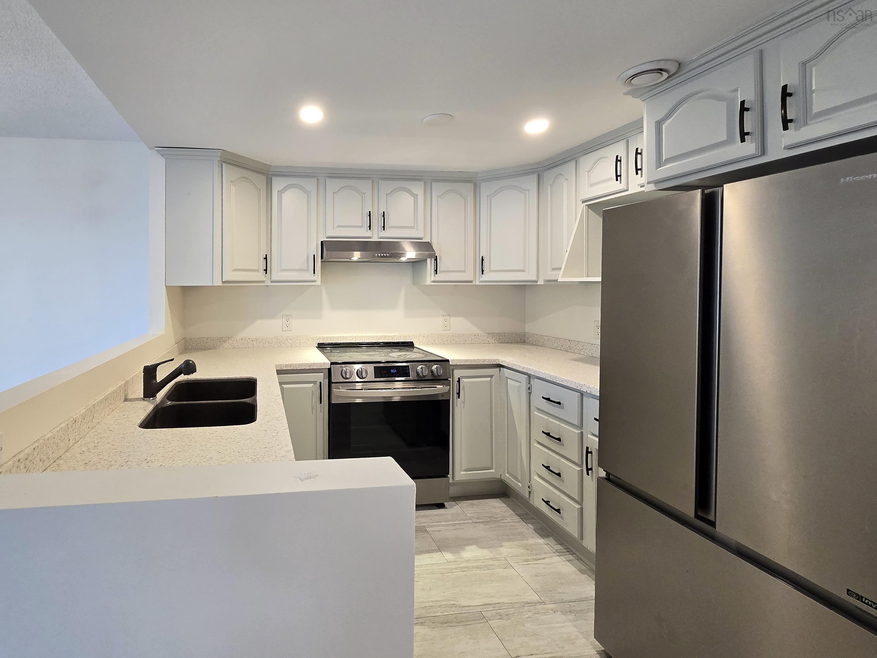 $397,500.00: 111 275 Prince Arthur Street, Dartmouth
