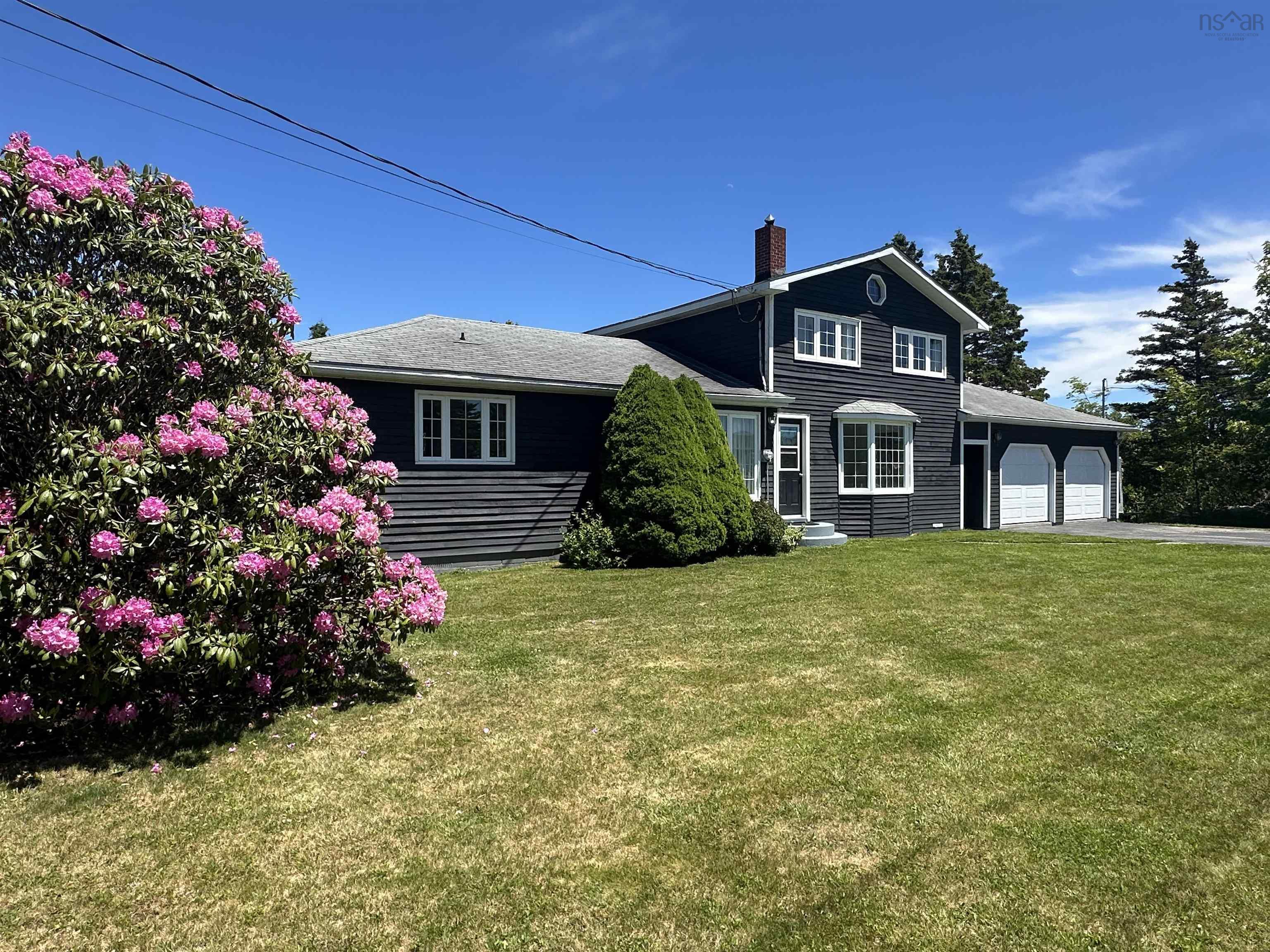 $385,000.00: 643 Stoney Island Road, Clam Point