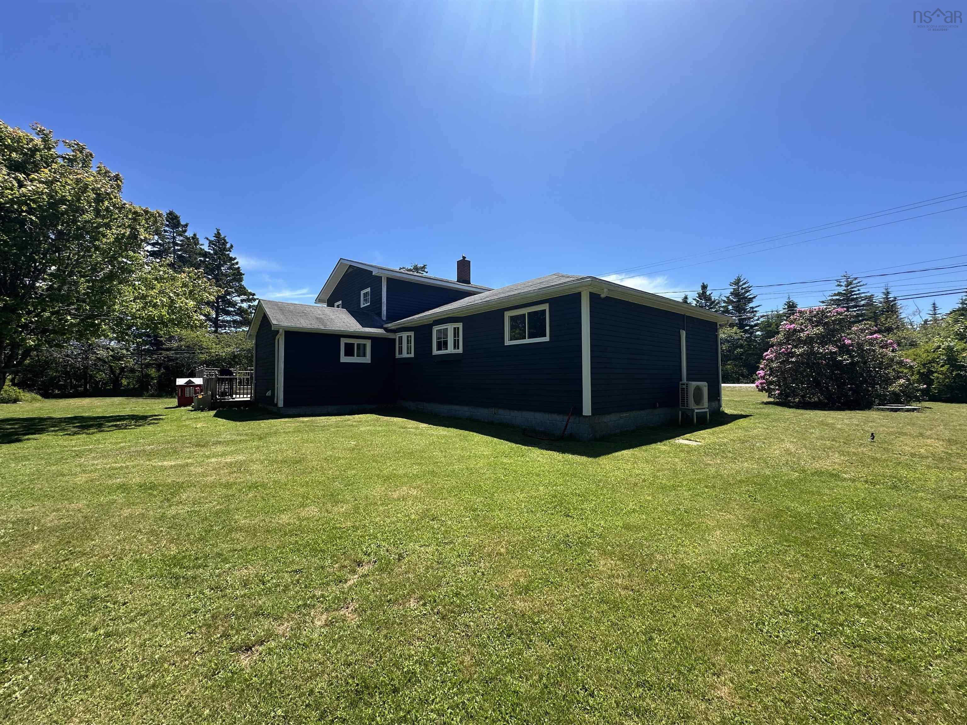 $385,000.00: 643 Stoney Island Road, Clam Point