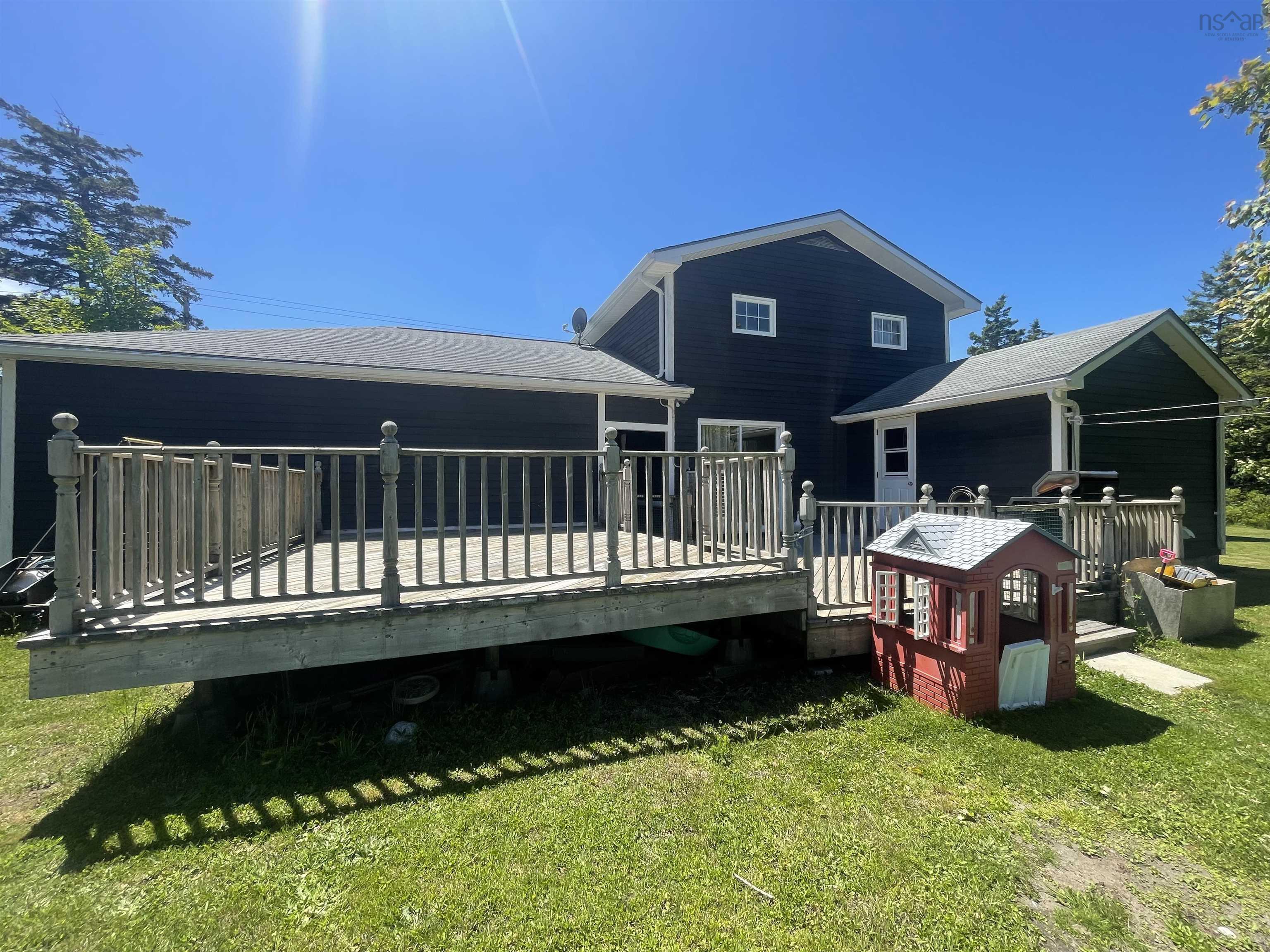 $385,000.00: 643 Stoney Island Road, Clam Point