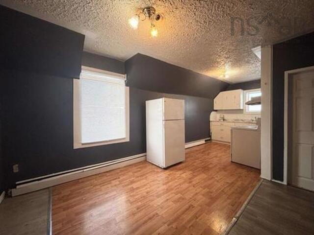 $128,000.00: 7 May Street, Glace Bay