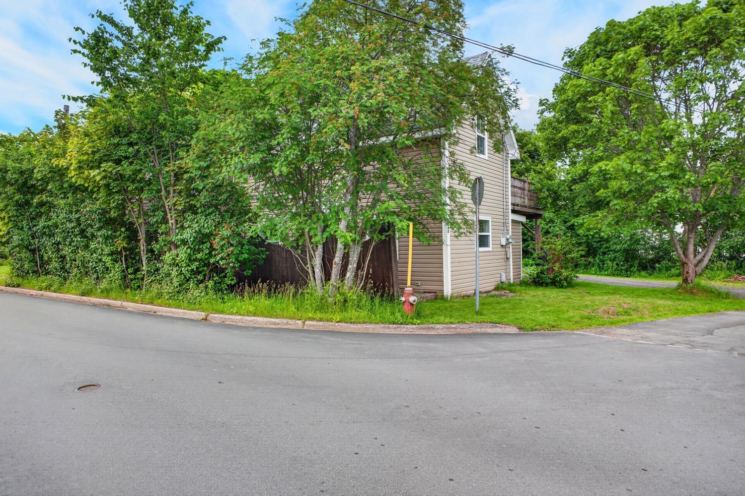 $210,000.00: 1966 DUFFERIN Street, Westville