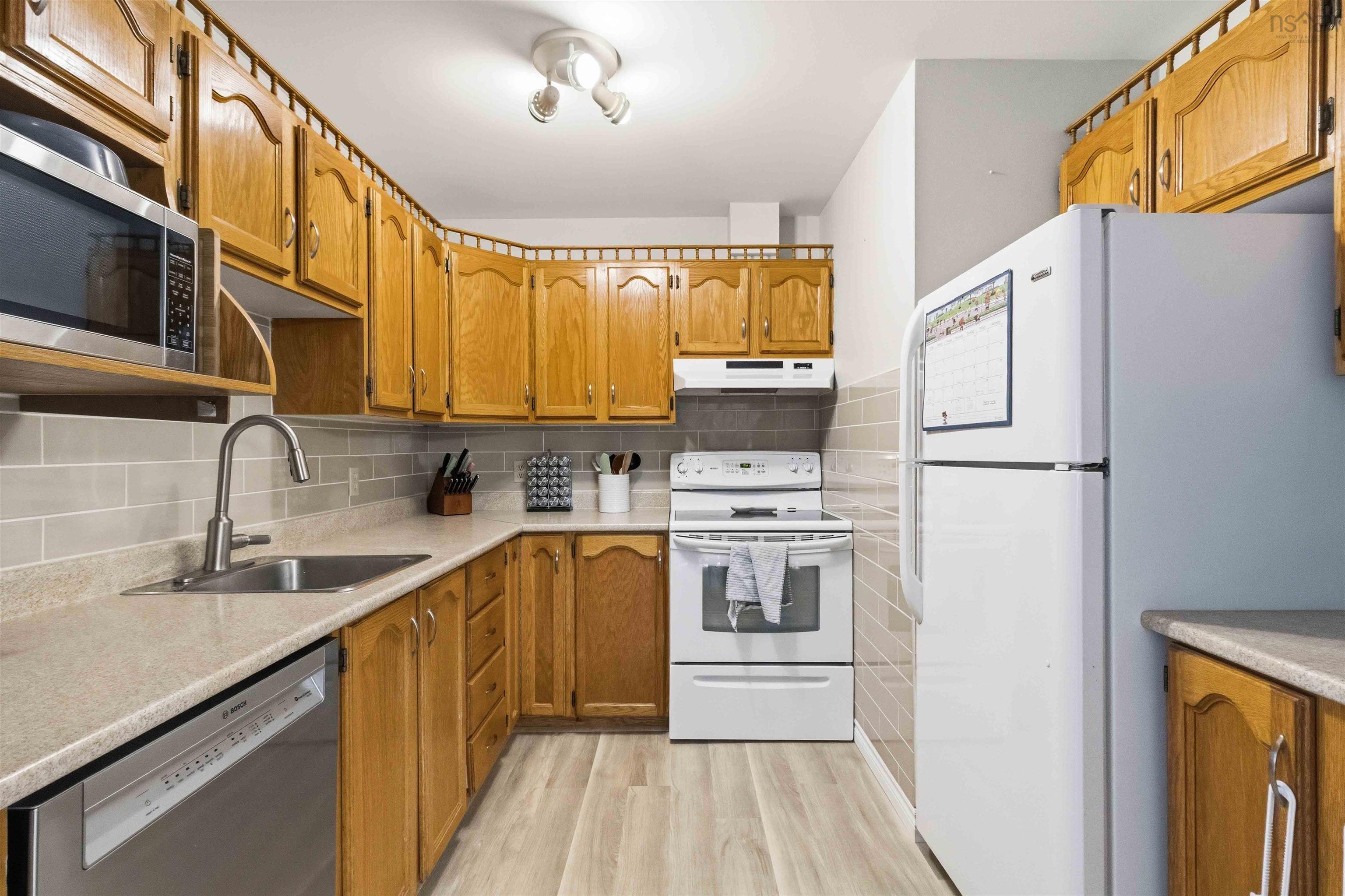 $359,900.00: Unit 14 3 Rose Way, Dartmouth