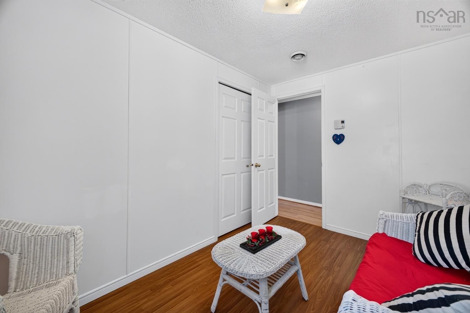 $189,900.00: 20 COLLEGE Court, Bible Hill