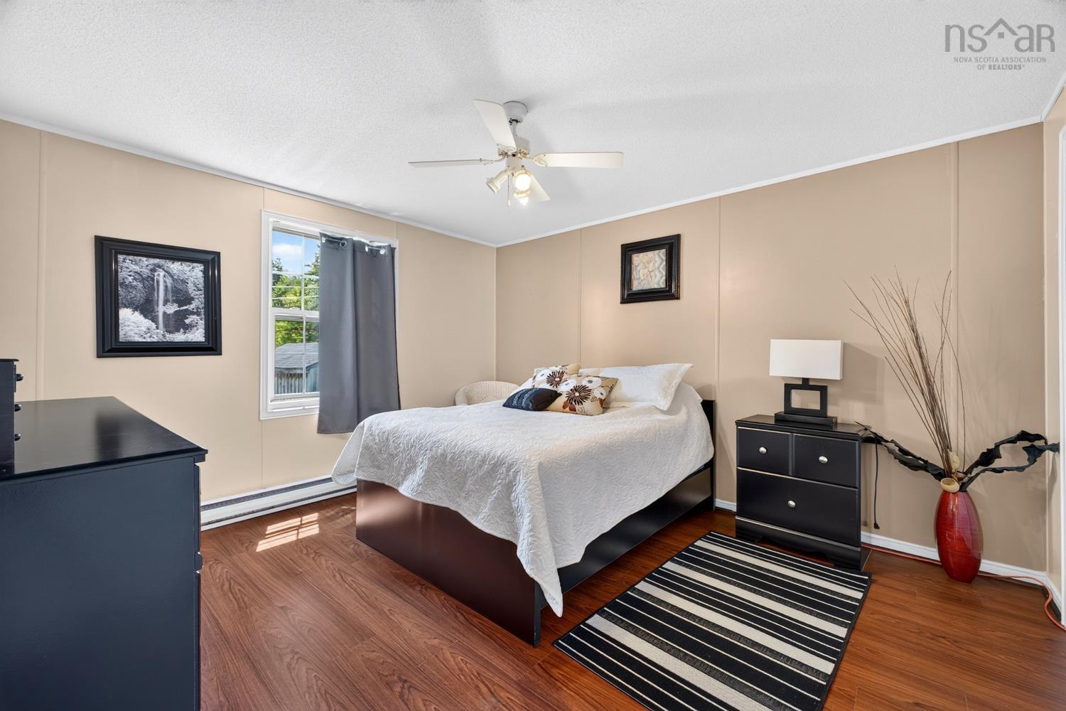$189,900.00: 20 COLLEGE Court, Bible Hill