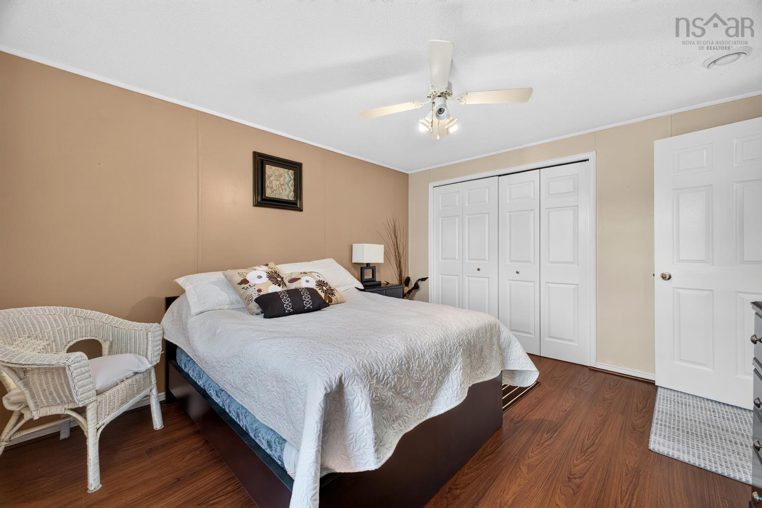 $189,900.00: 20 COLLEGE Court, Bible Hill