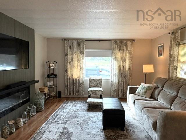 $219,500.00: 2 Marcia Lane, Woodlawn