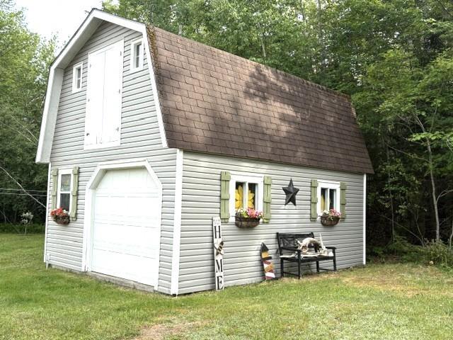$219,500.00: 2 Marcia Lane, Woodlawn