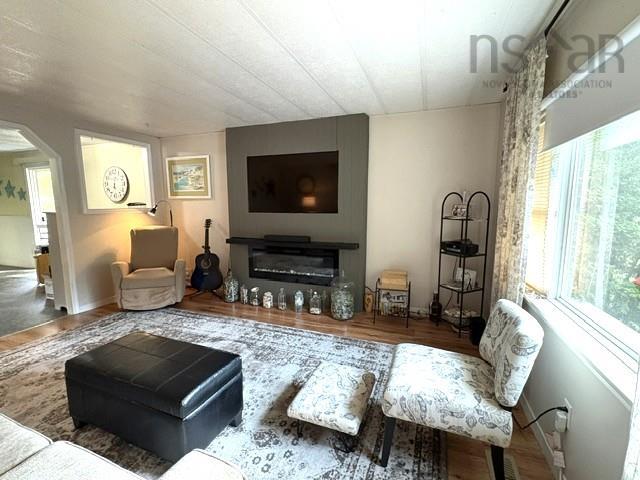 $219,500.00: 2 Marcia Lane, Woodlawn