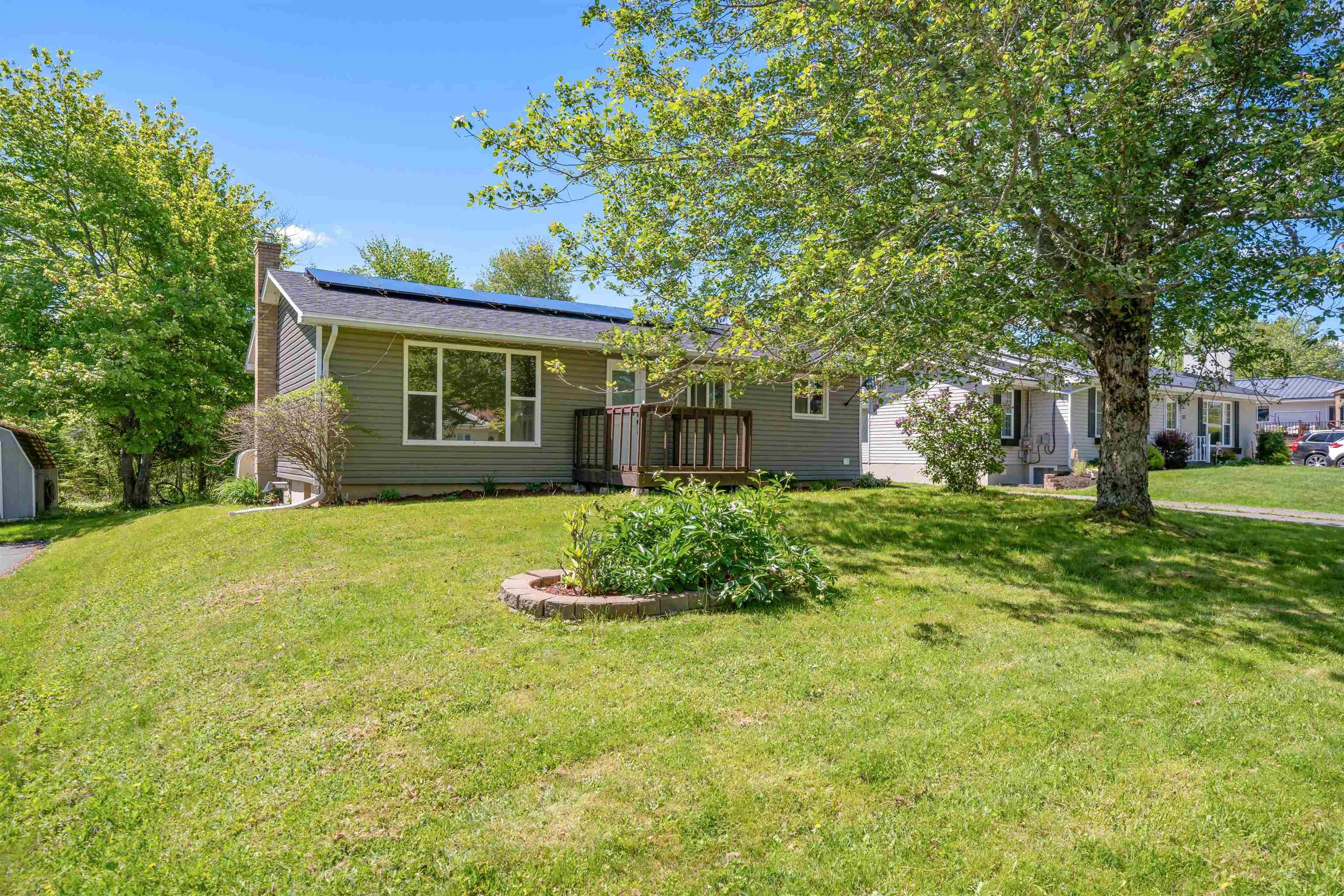 $389,000.00: 125 Oxford Street, Stellarton
