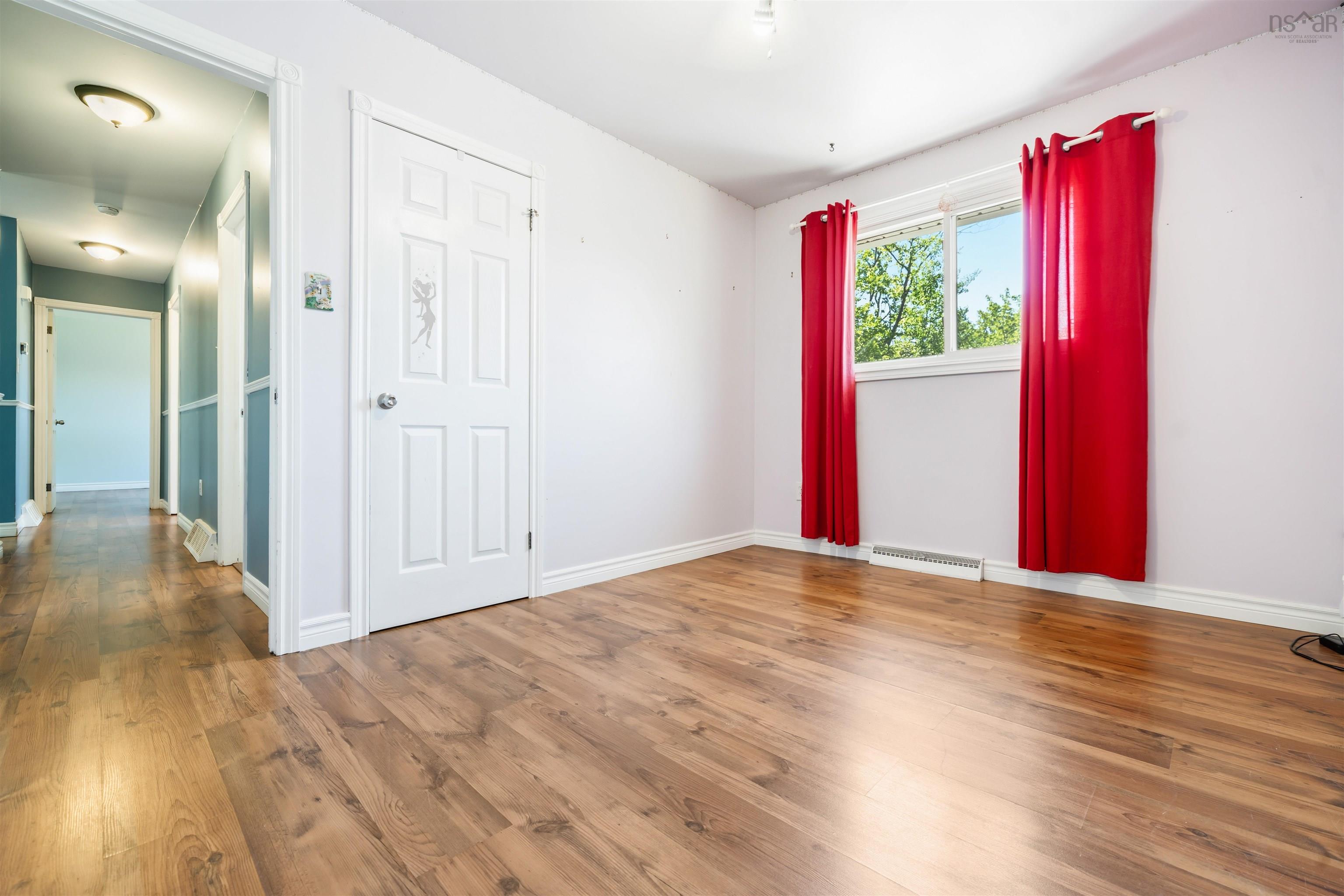 $389,000.00: 125 Oxford Street, Stellarton