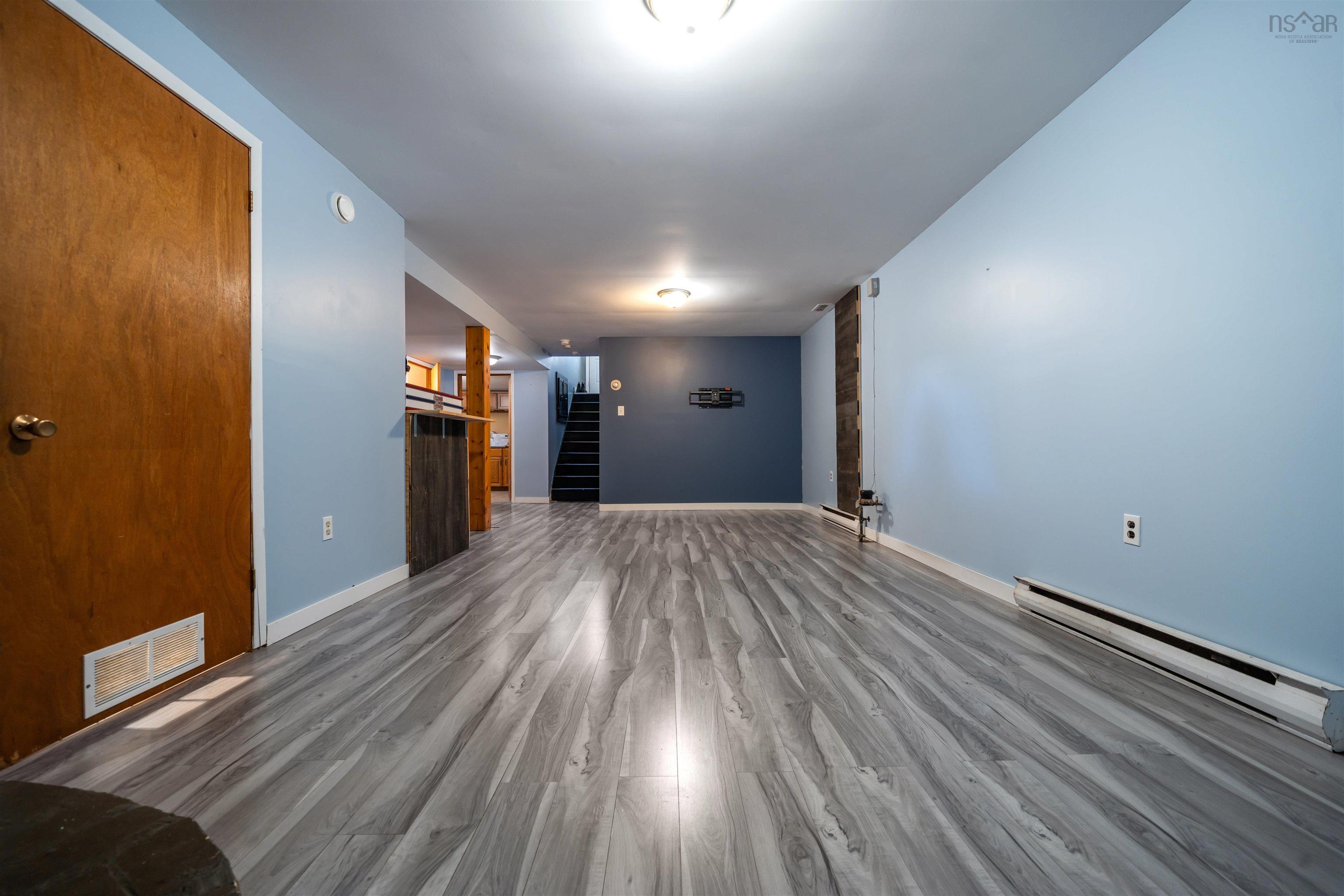 $389,000.00: 125 Oxford Street, Stellarton