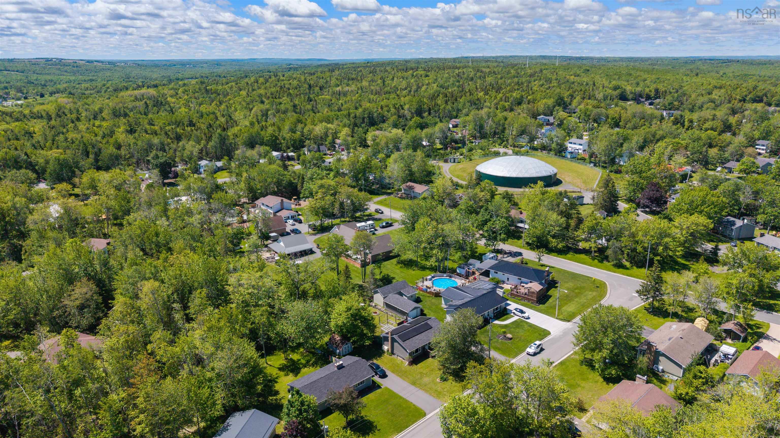 $389,000.00: 125 Oxford Street, Stellarton