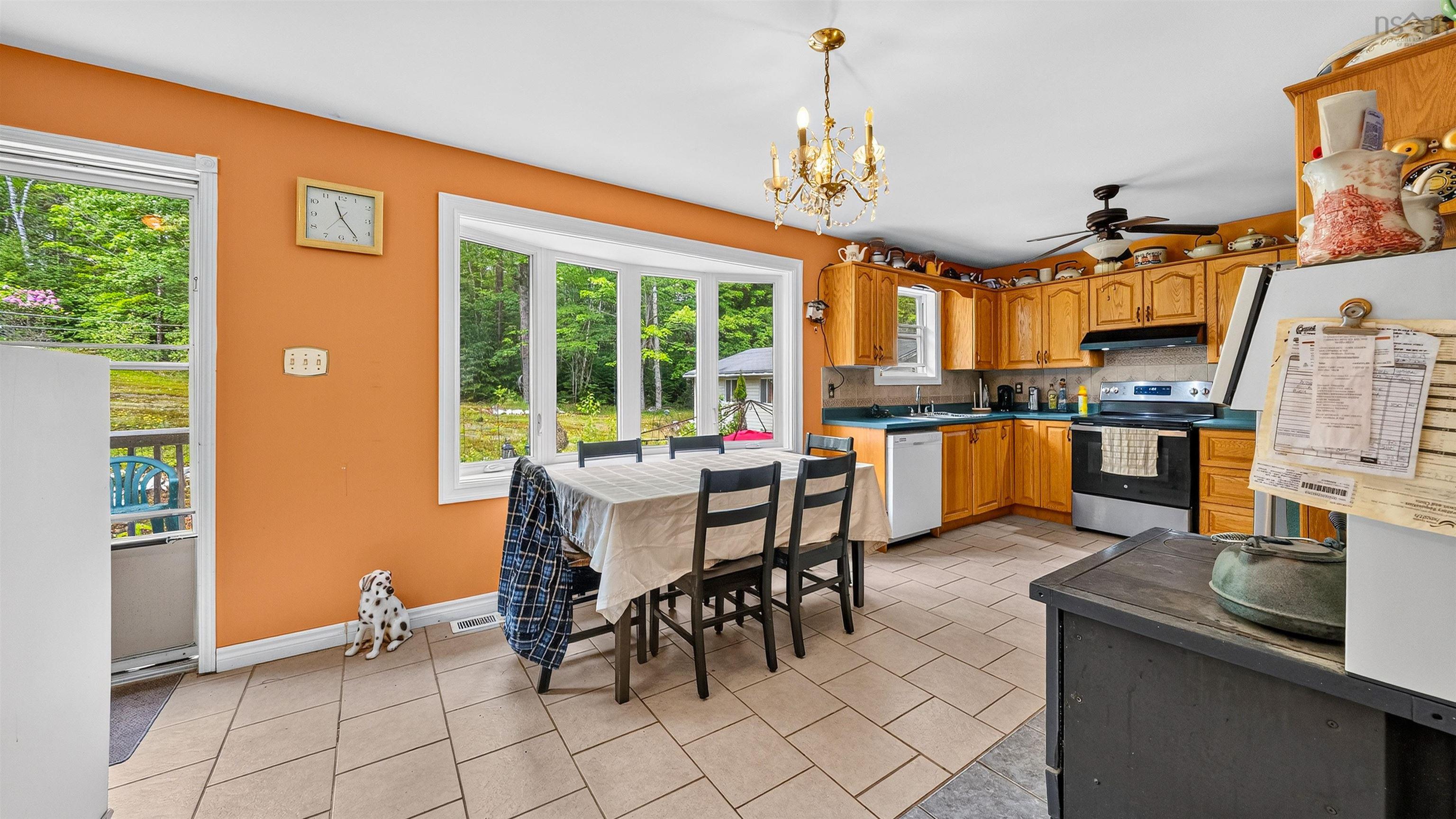 $559,900.00: 70 Station Road, Kinsac