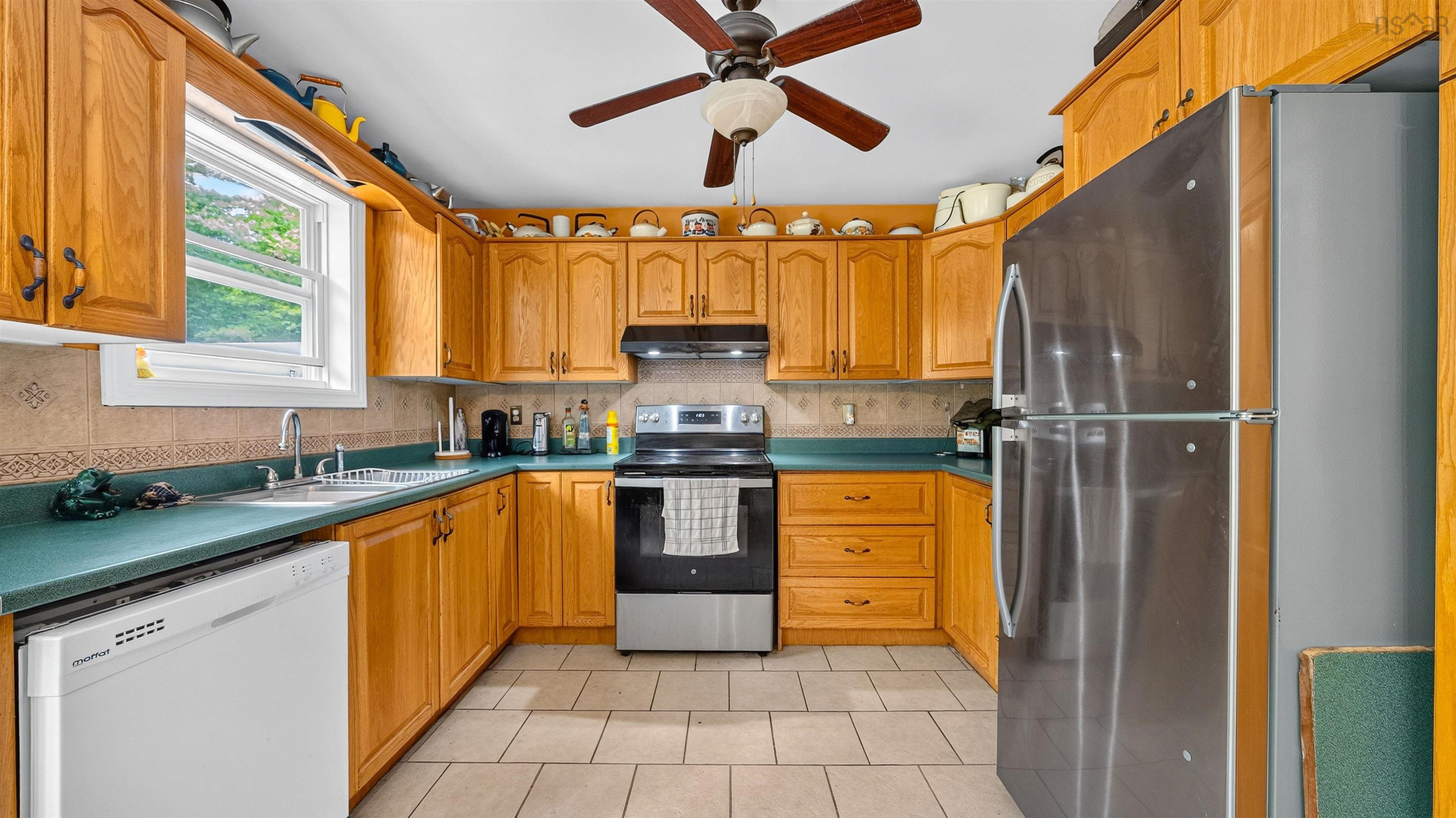 $559,900.00: 70 Station Road, Kinsac