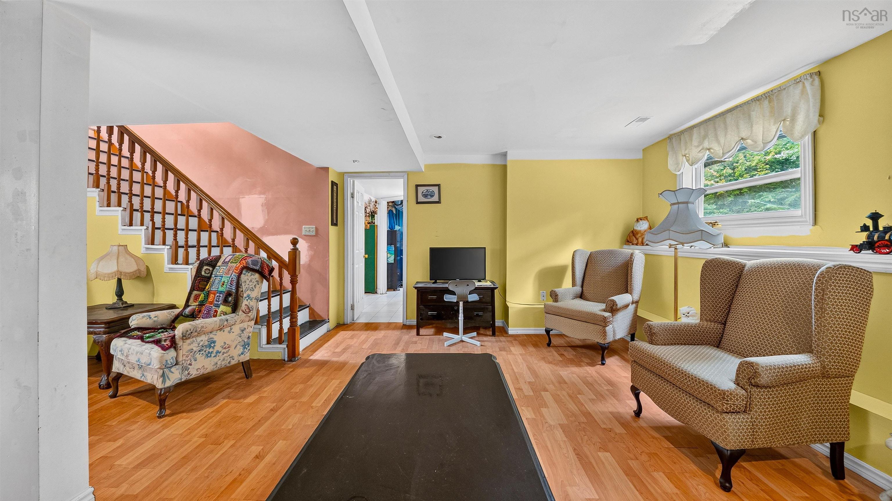 $559,900.00: 70 Station Road, Kinsac