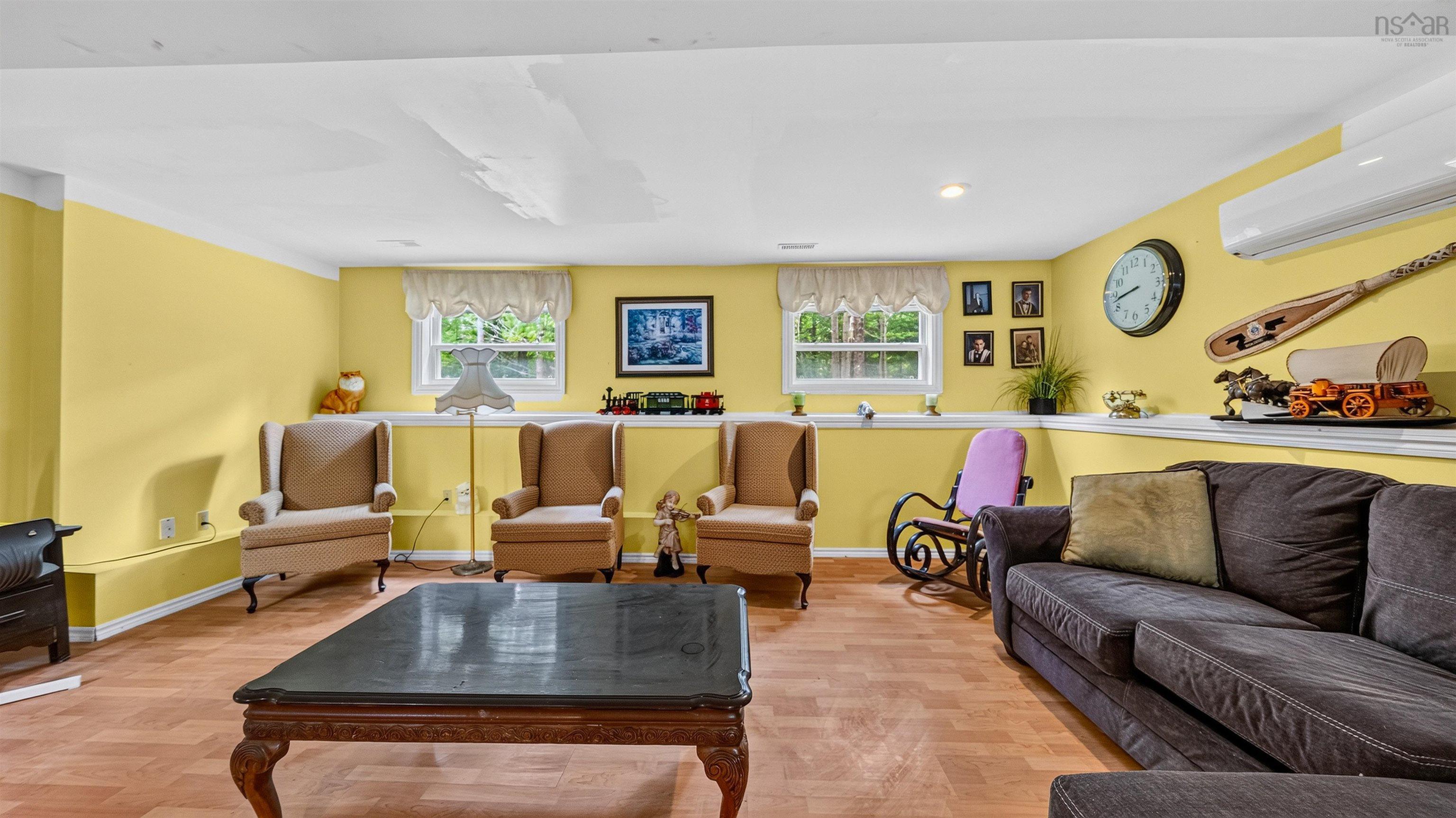 $559,900.00: 70 Station Road, Kinsac
