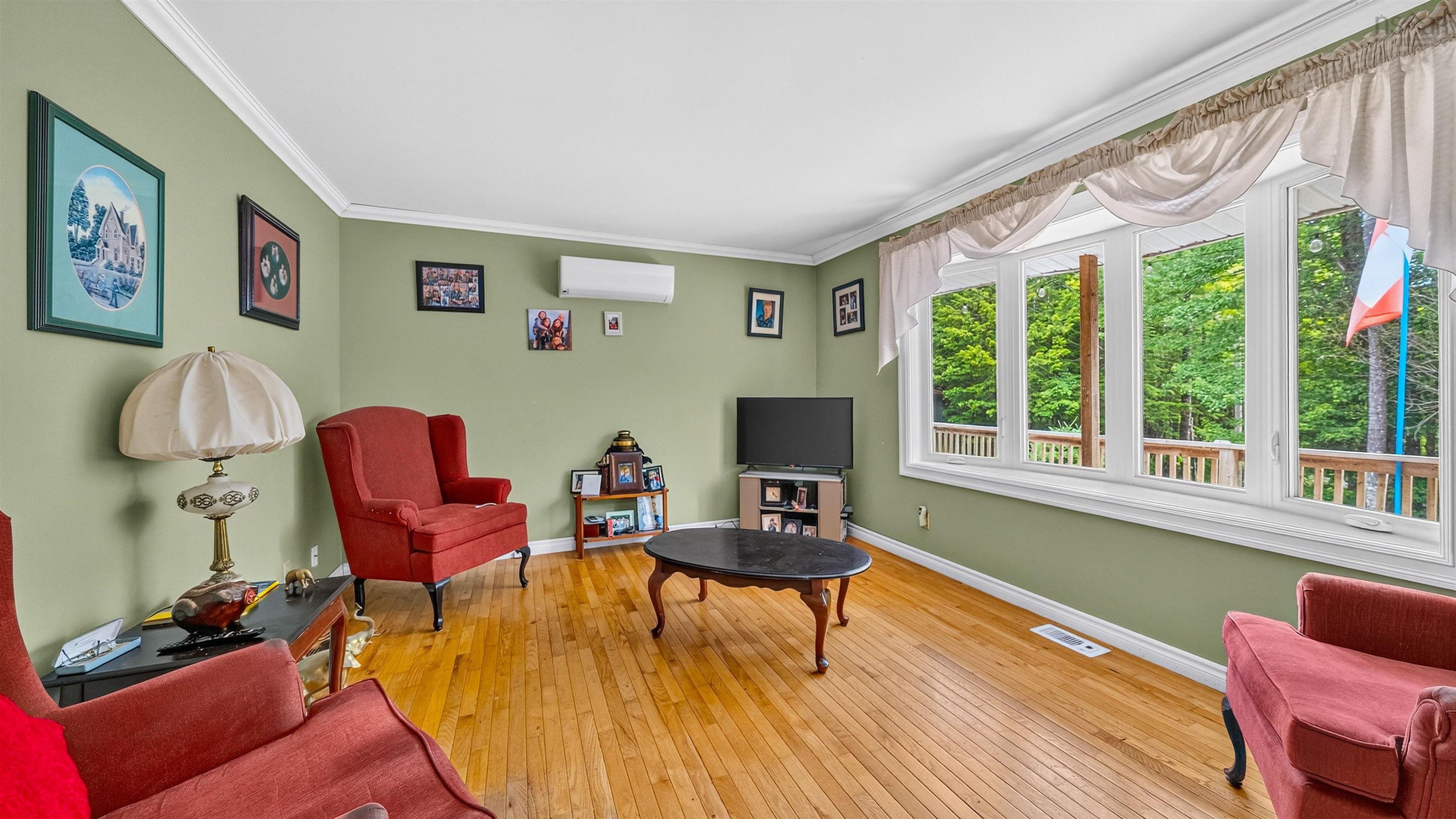 $559,900.00: 70 Station Road, Kinsac