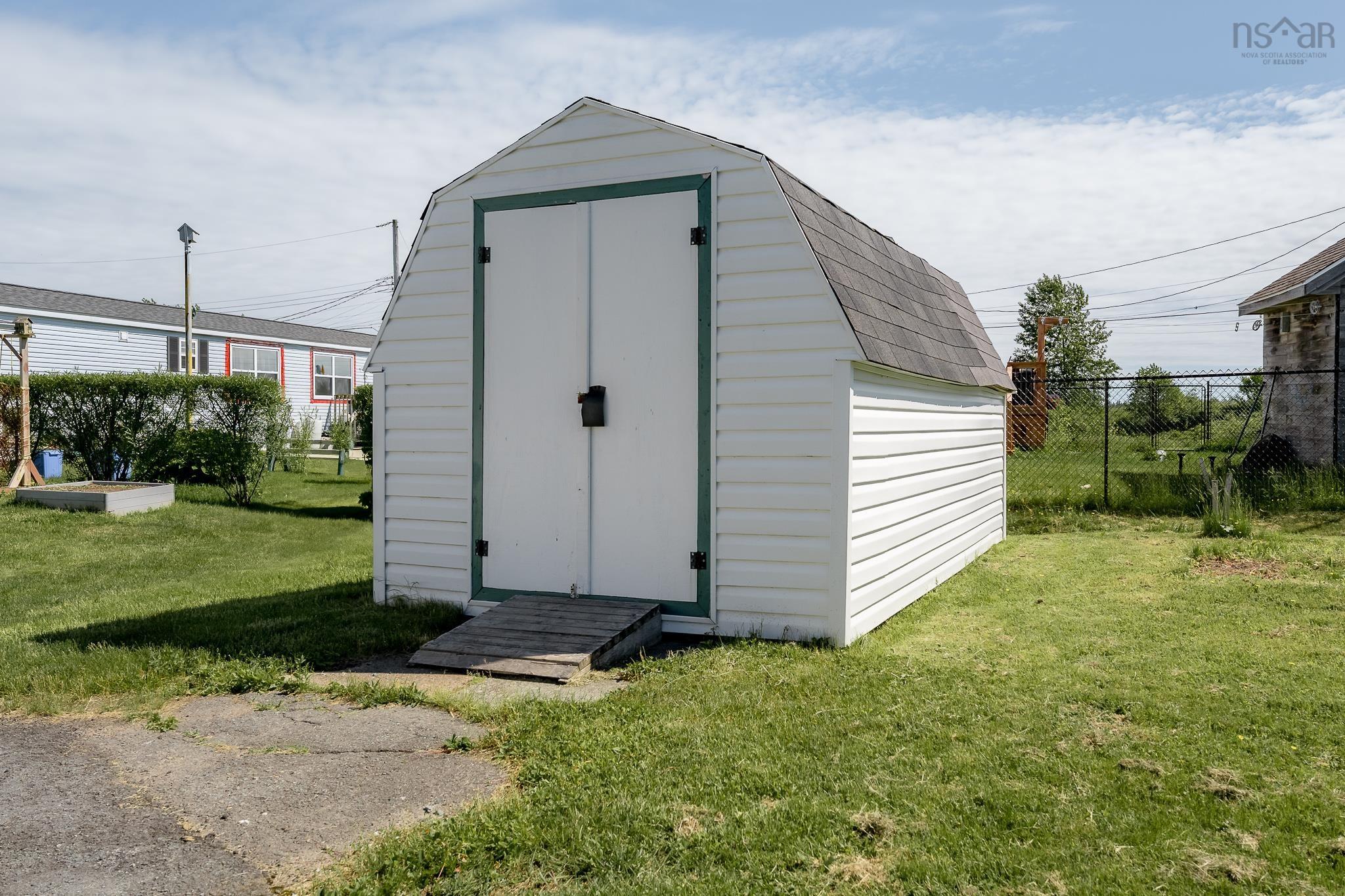 $175,000.00: 16 Fredericks Lane, Eastern Passage