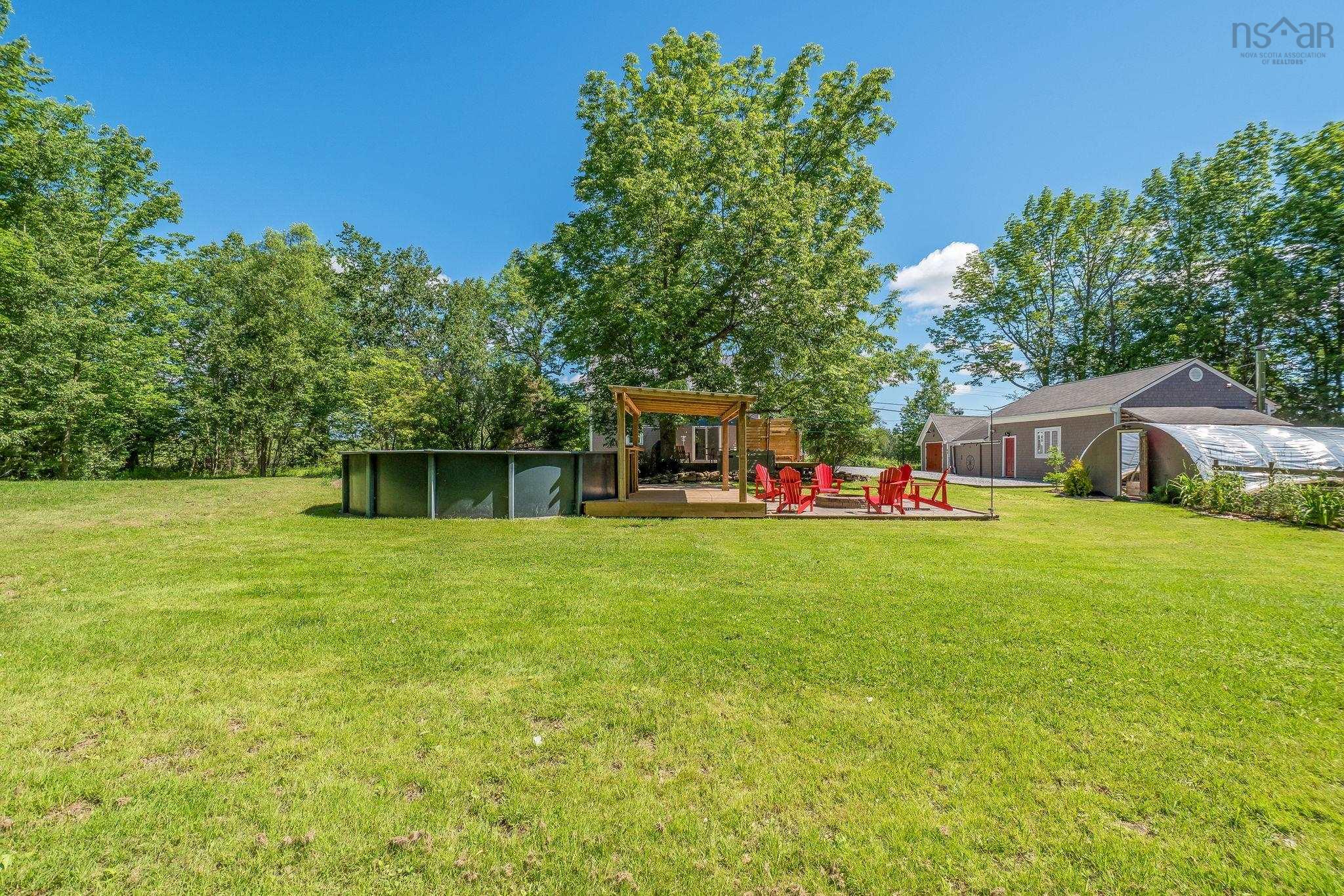 $649,900.00: 3473 Highway 215, Centre Burlington