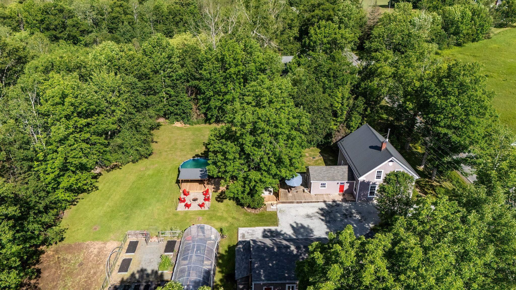 $649,900.00: 3473 Highway 215, Centre Burlington