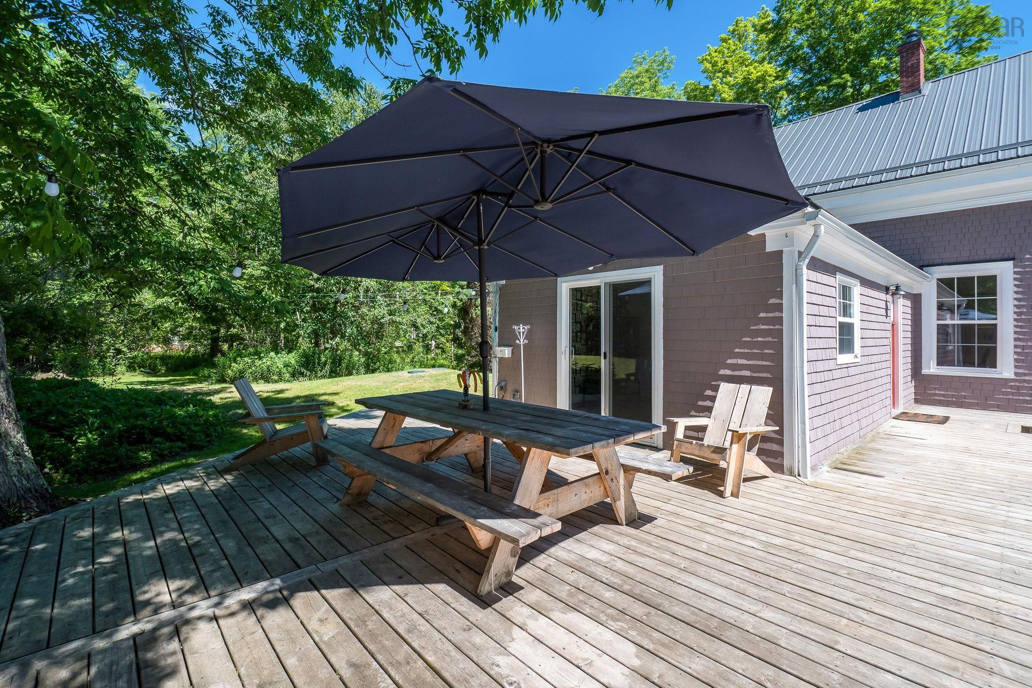 $649,900.00: 3473 Highway 215, Centre Burlington