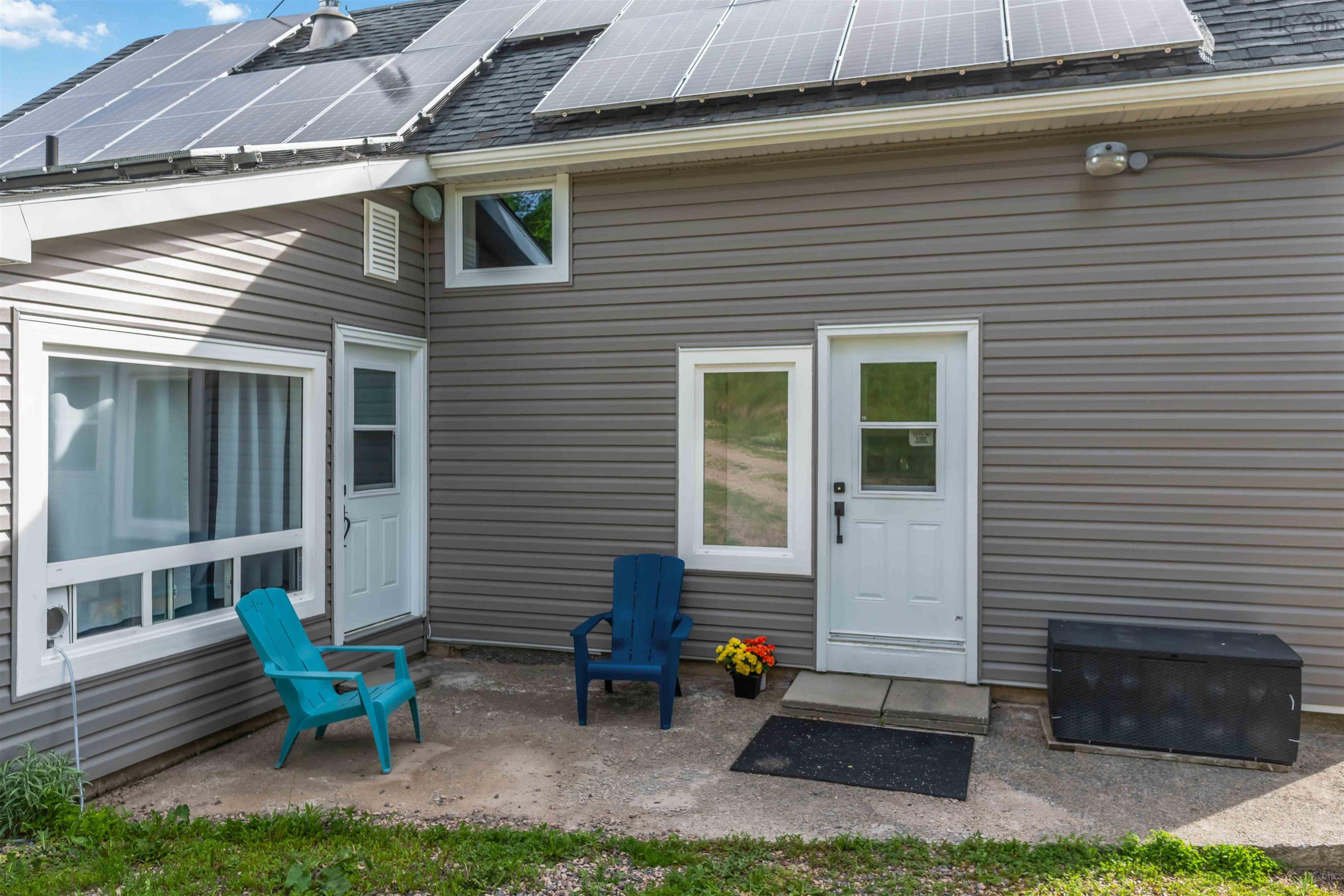 $465,000.00: 480 New Ross Road, Leminster
