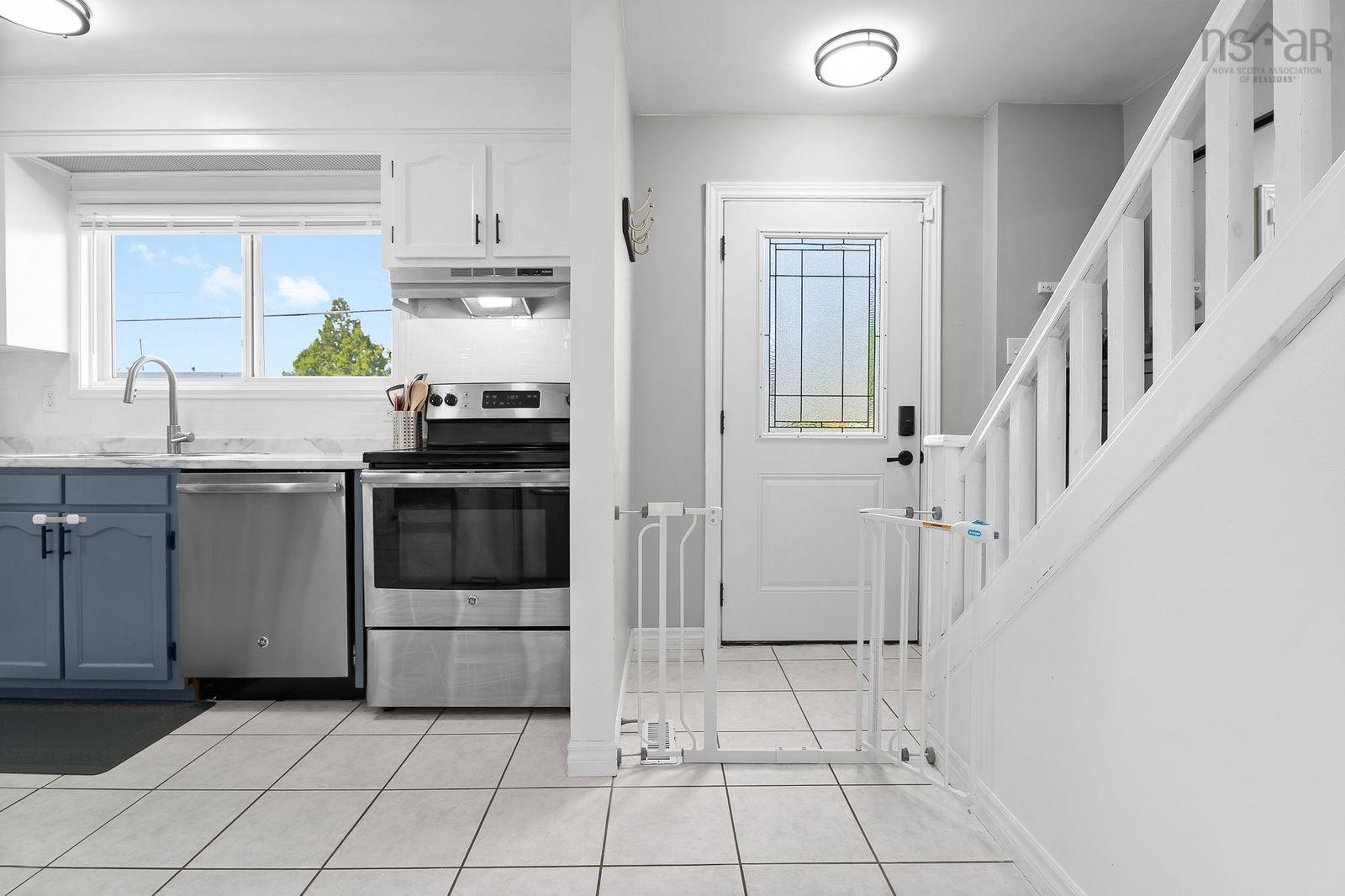 $407,000.00: 331 Arklow Drive, Dartmouth