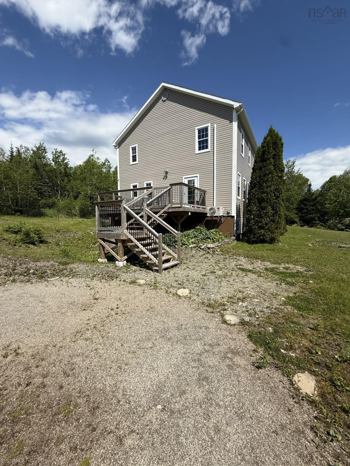 $539,000.00: 14 TRITON BROOK ROAD, Fairmont