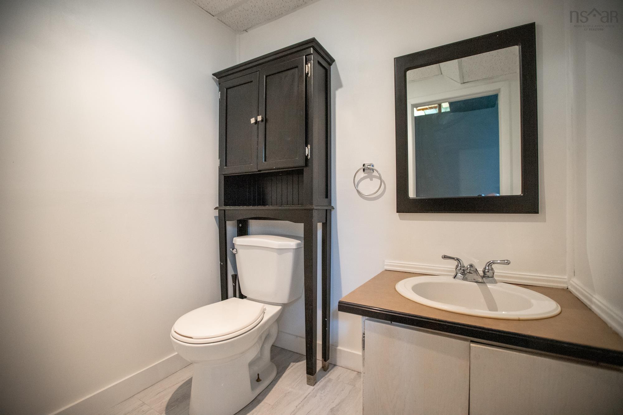 $399,900.00: 95 Flying Cloud Drive, Dartmouth